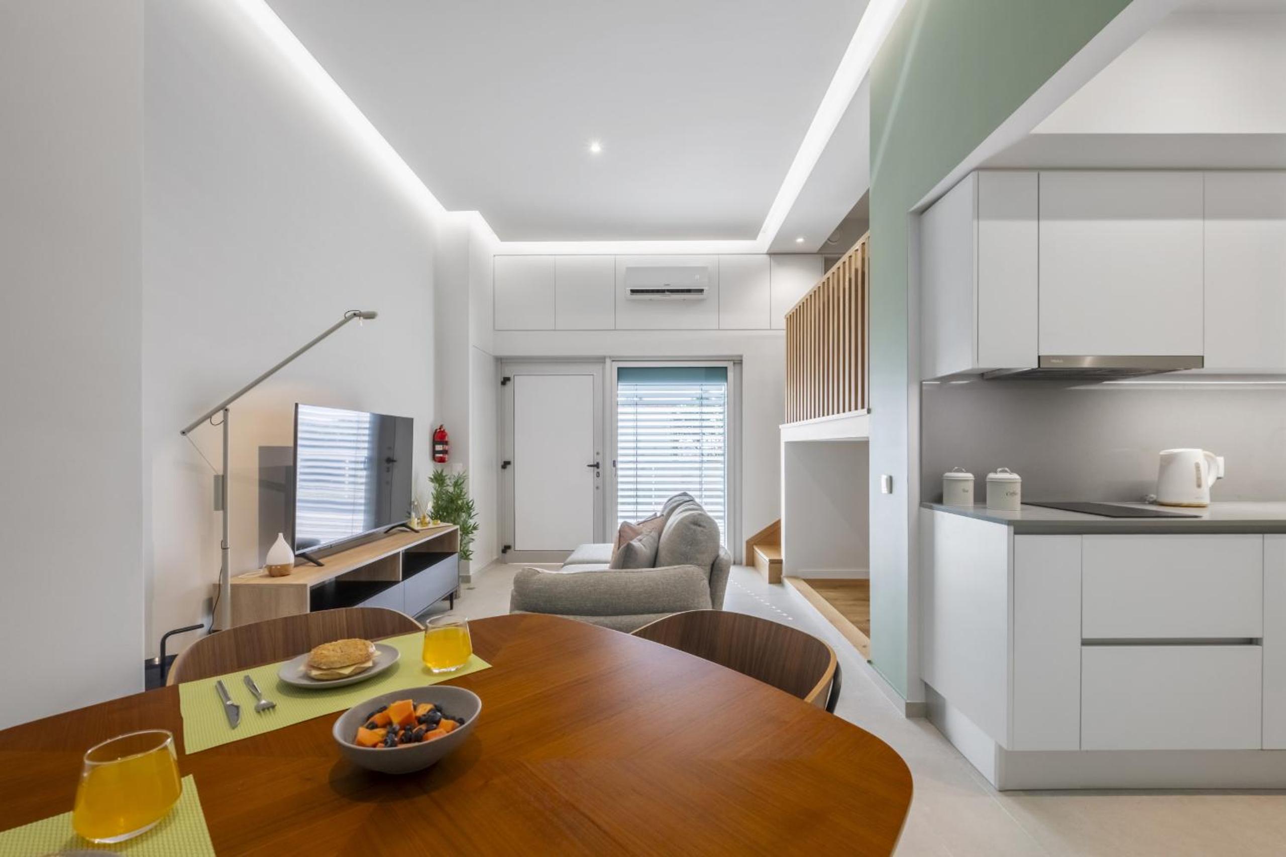 Studio Palace A by Homie