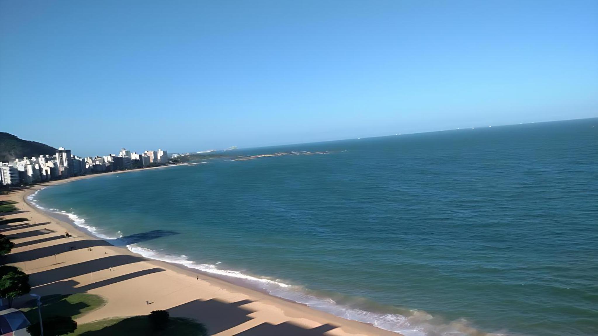 Sensacional Flat pé na areia na Praia da Costa