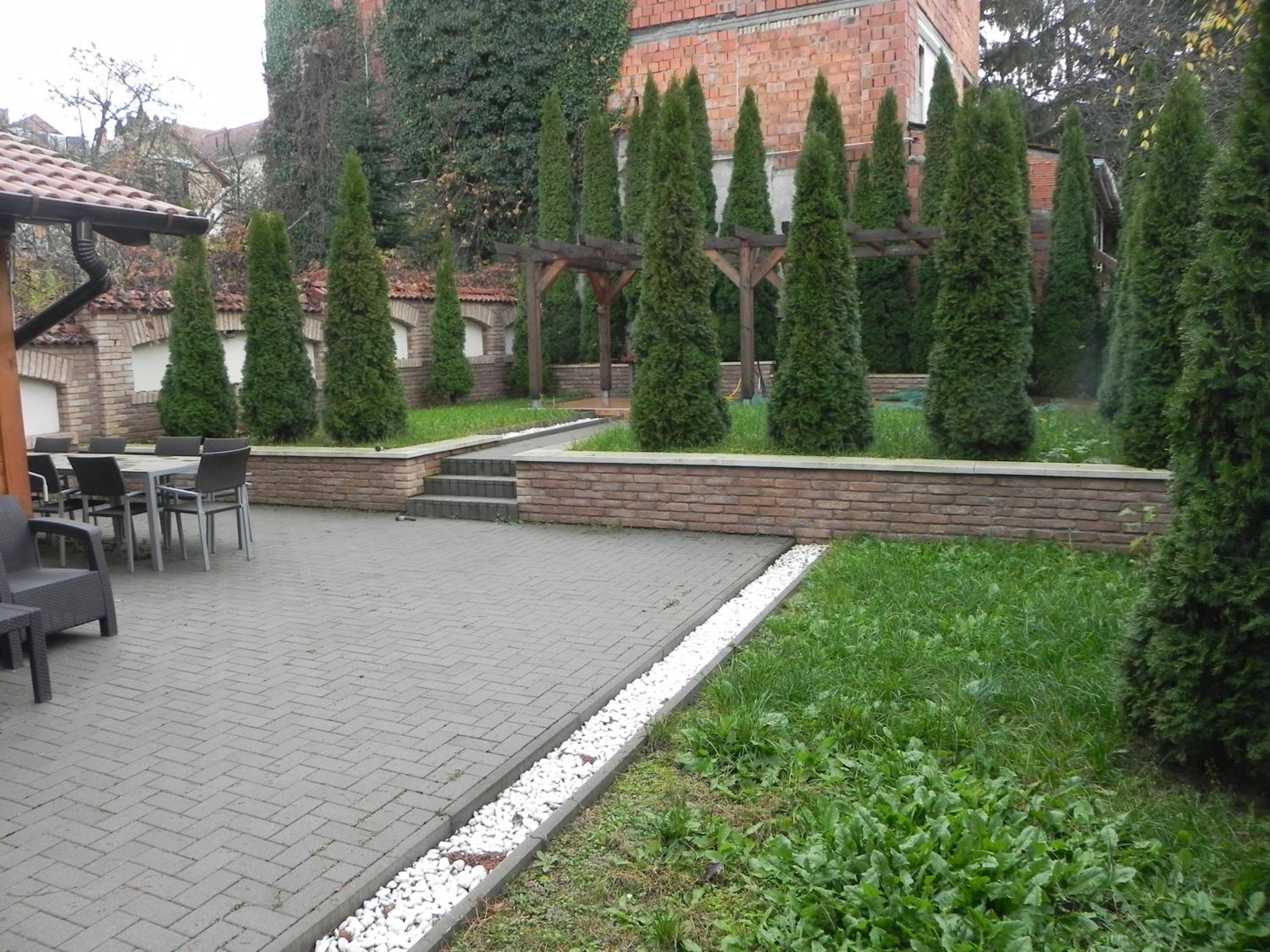 Photo 36