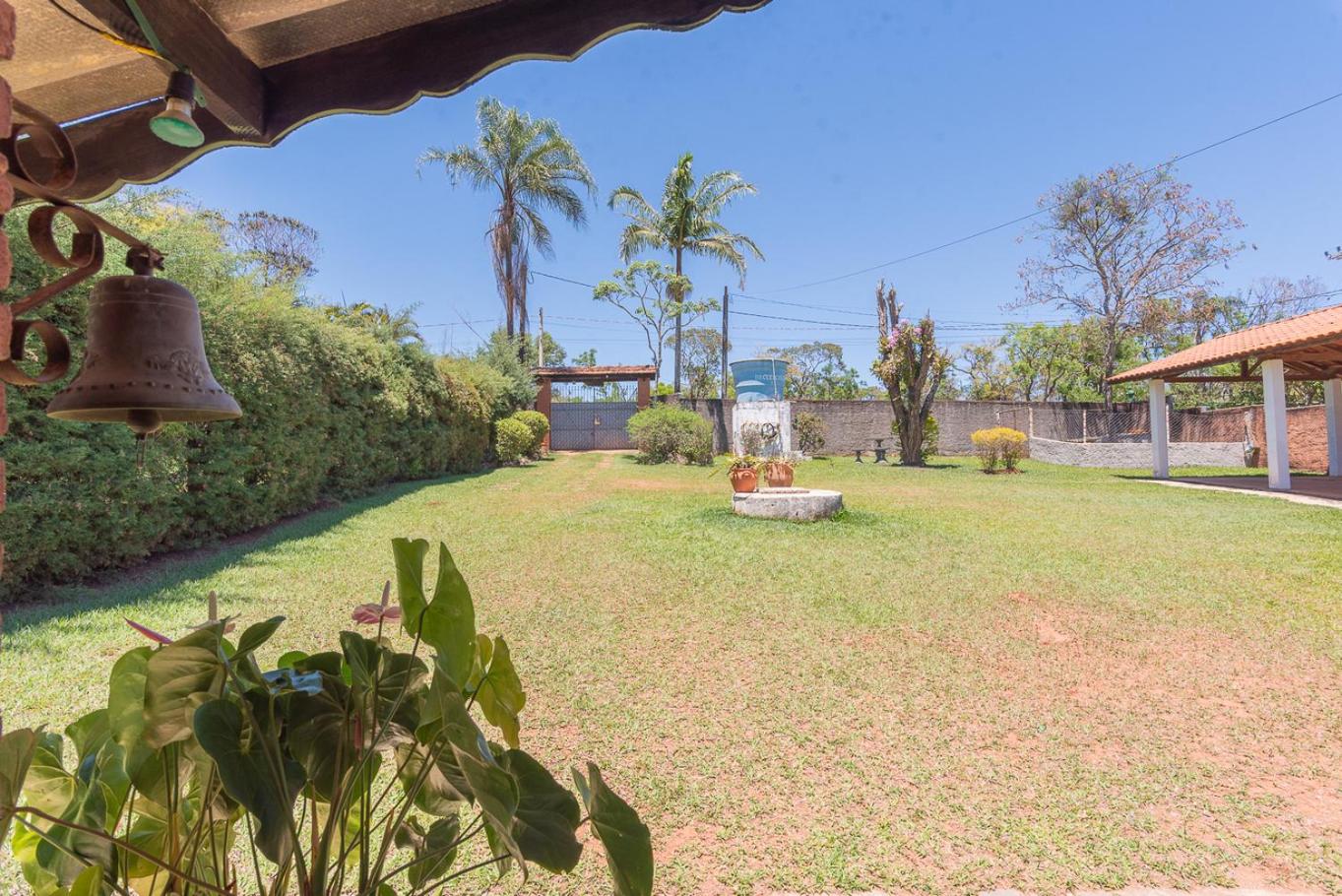 Casa de Campo com Piscina e Lareira em Braganca