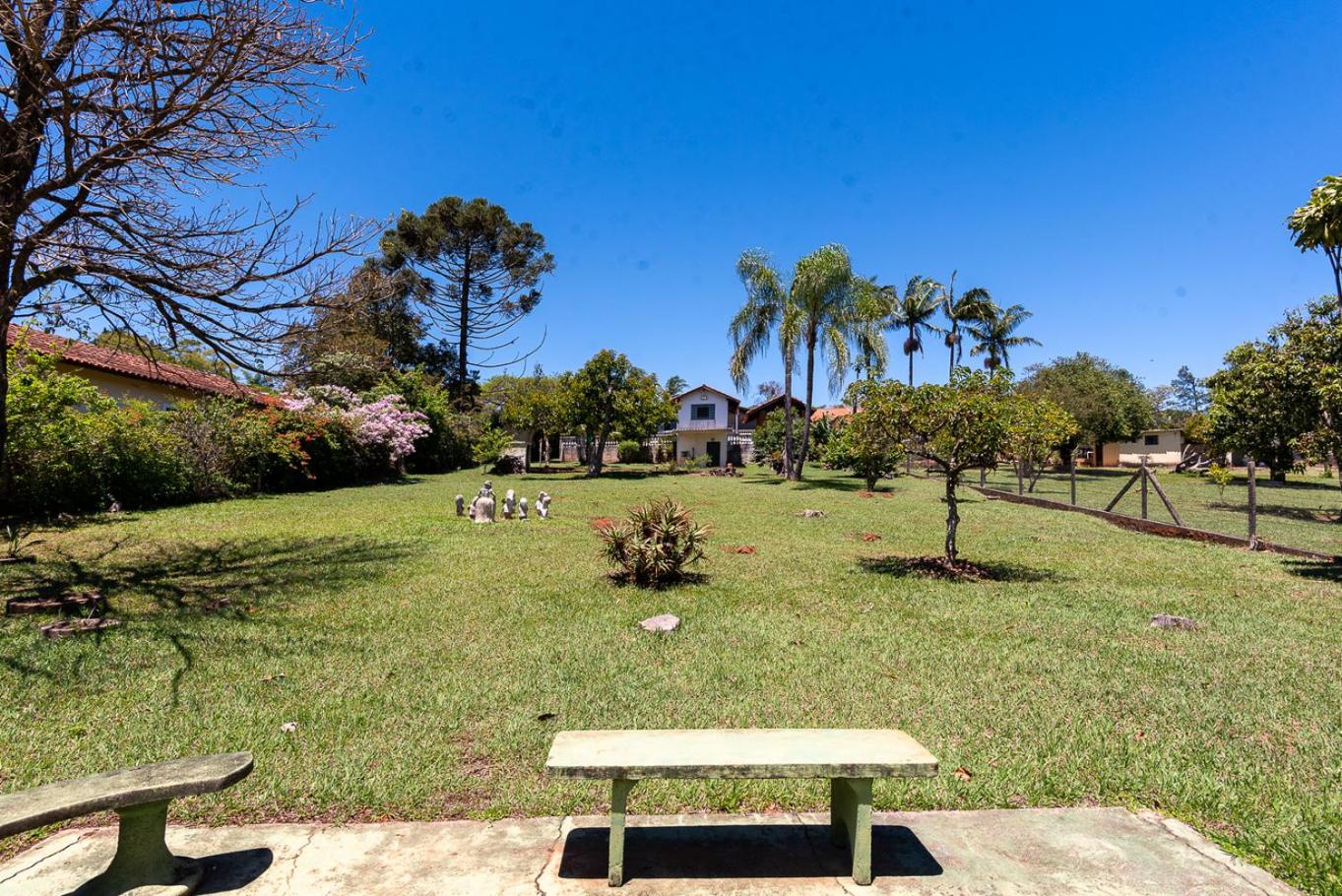 Casa de Campo com Piscina e Lareira em Braganca
