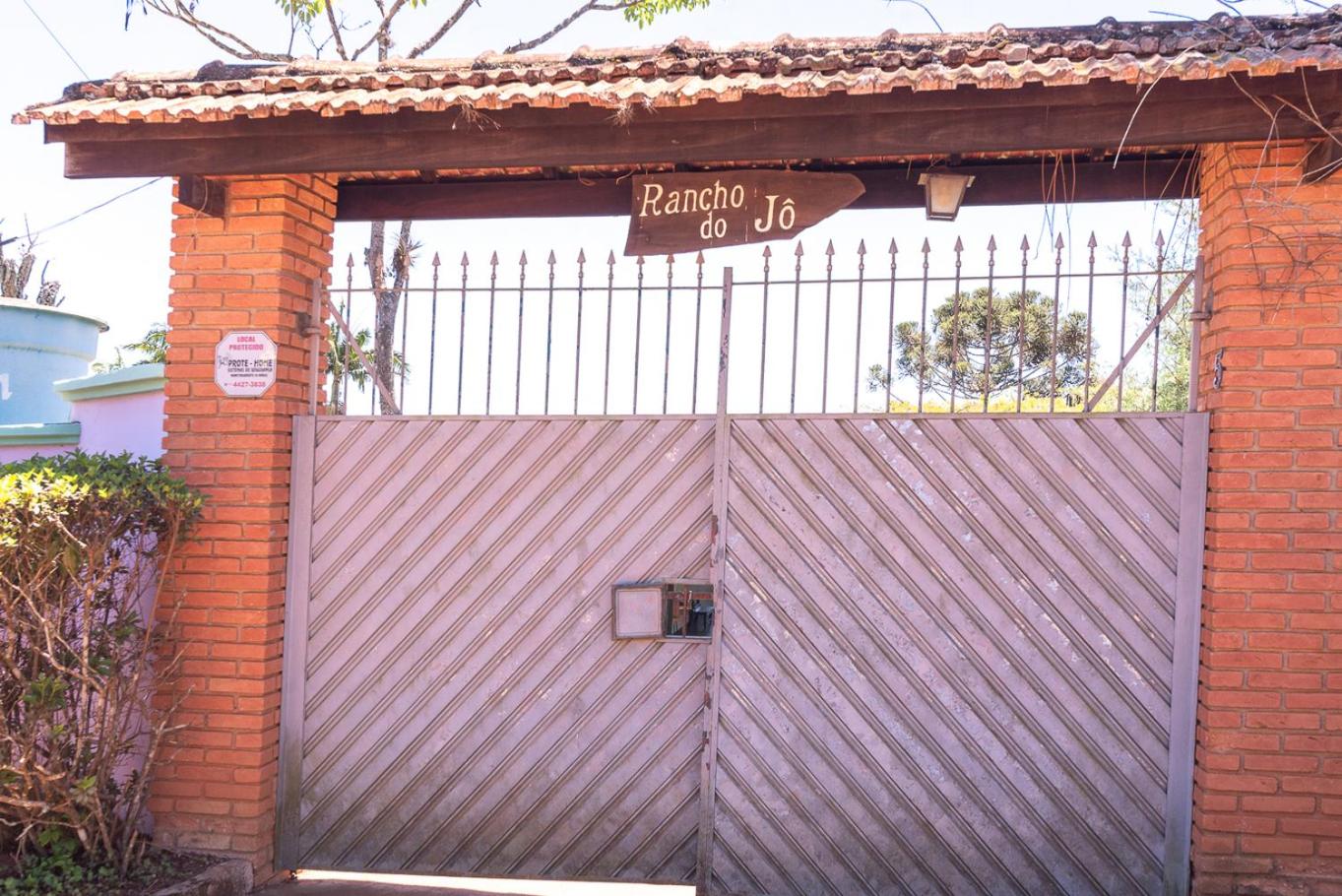 Casa de Campo com Piscina e Lareira em Braganca