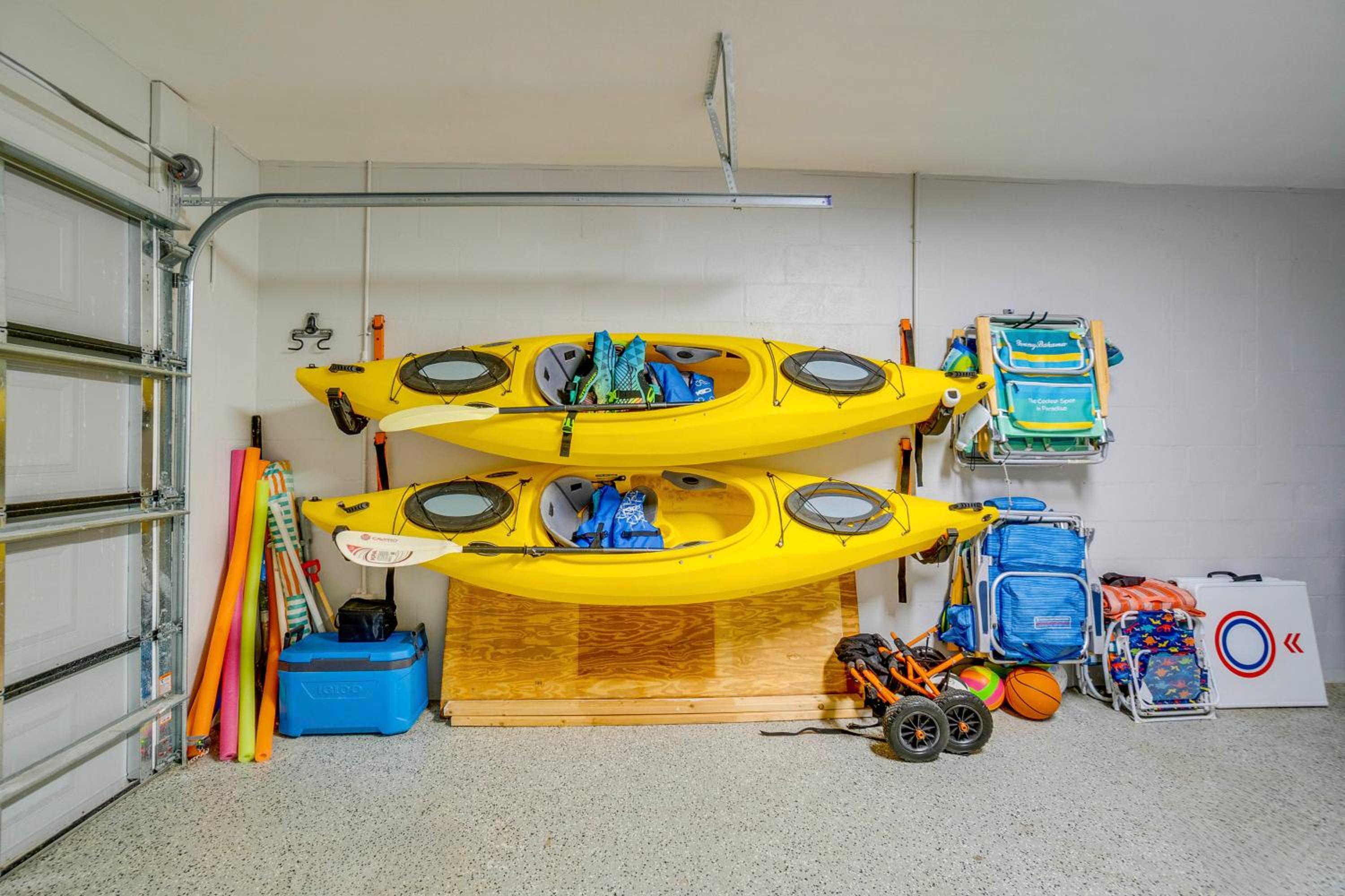 4 Mi to Siesta Key Family Getaway with Balcony