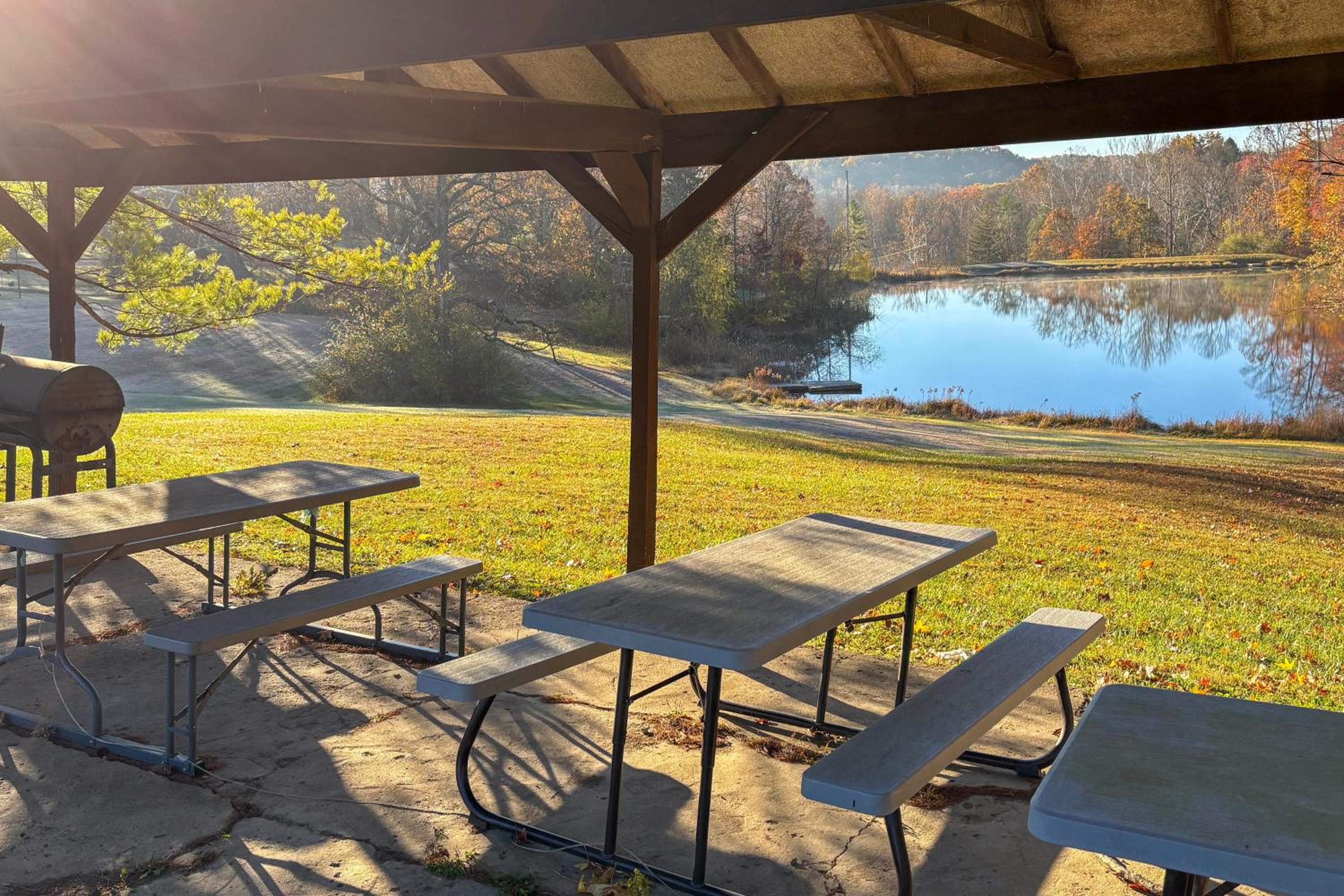 Lake Access and Hot Tub! Serene Rockbridge Cabin