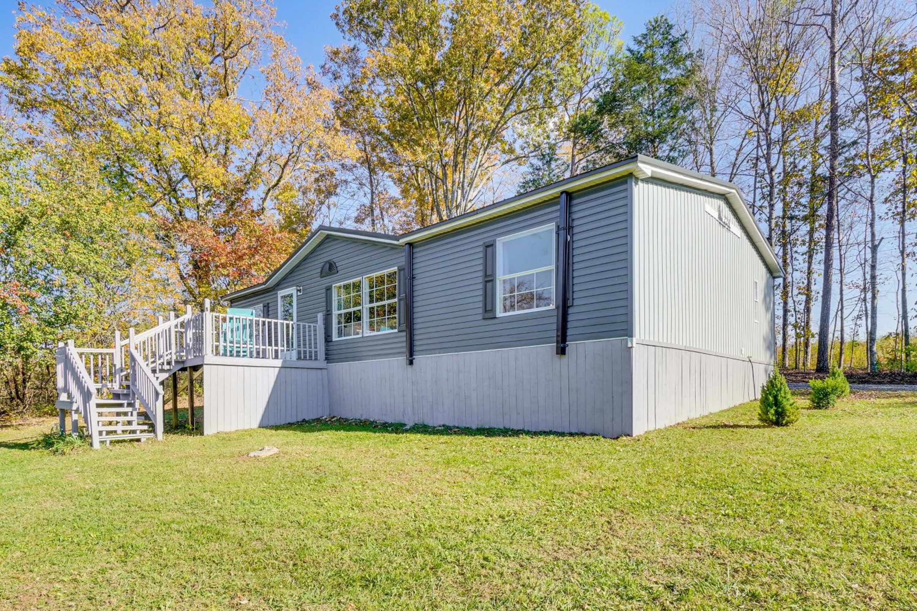 Relax Fireside! Retreat Near Chickamauga Lake