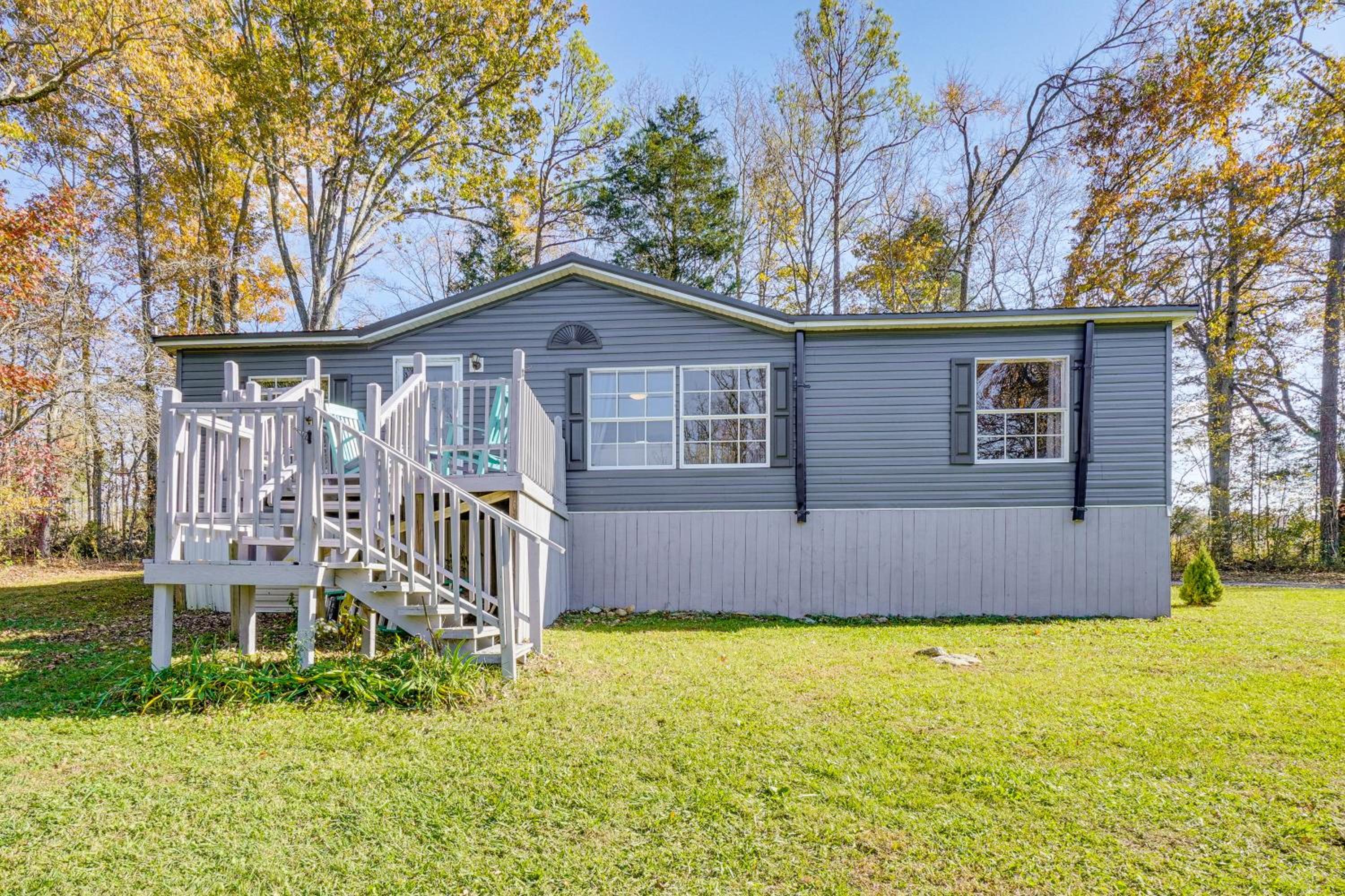 Relax Fireside! Retreat Near Chickamauga Lake