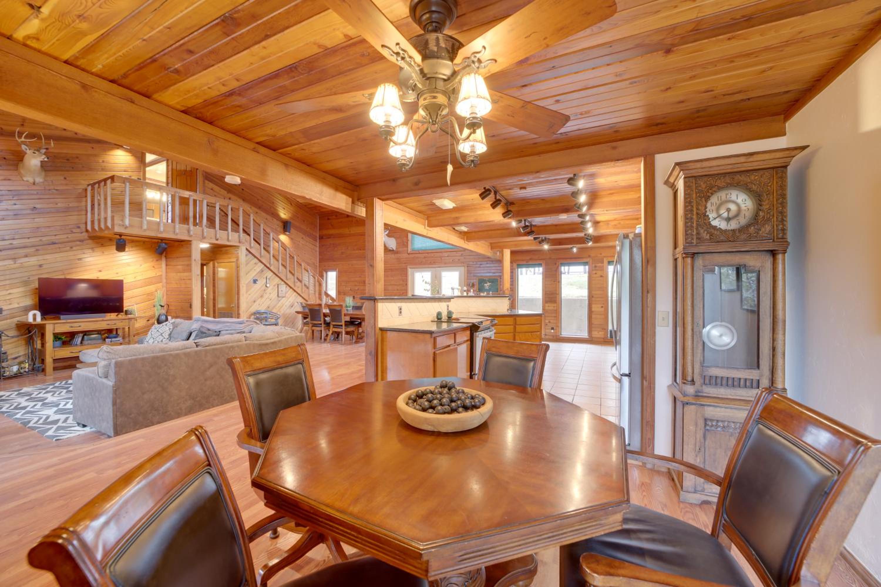 Lake Eufaula Cabin with Dock at Nine Marina