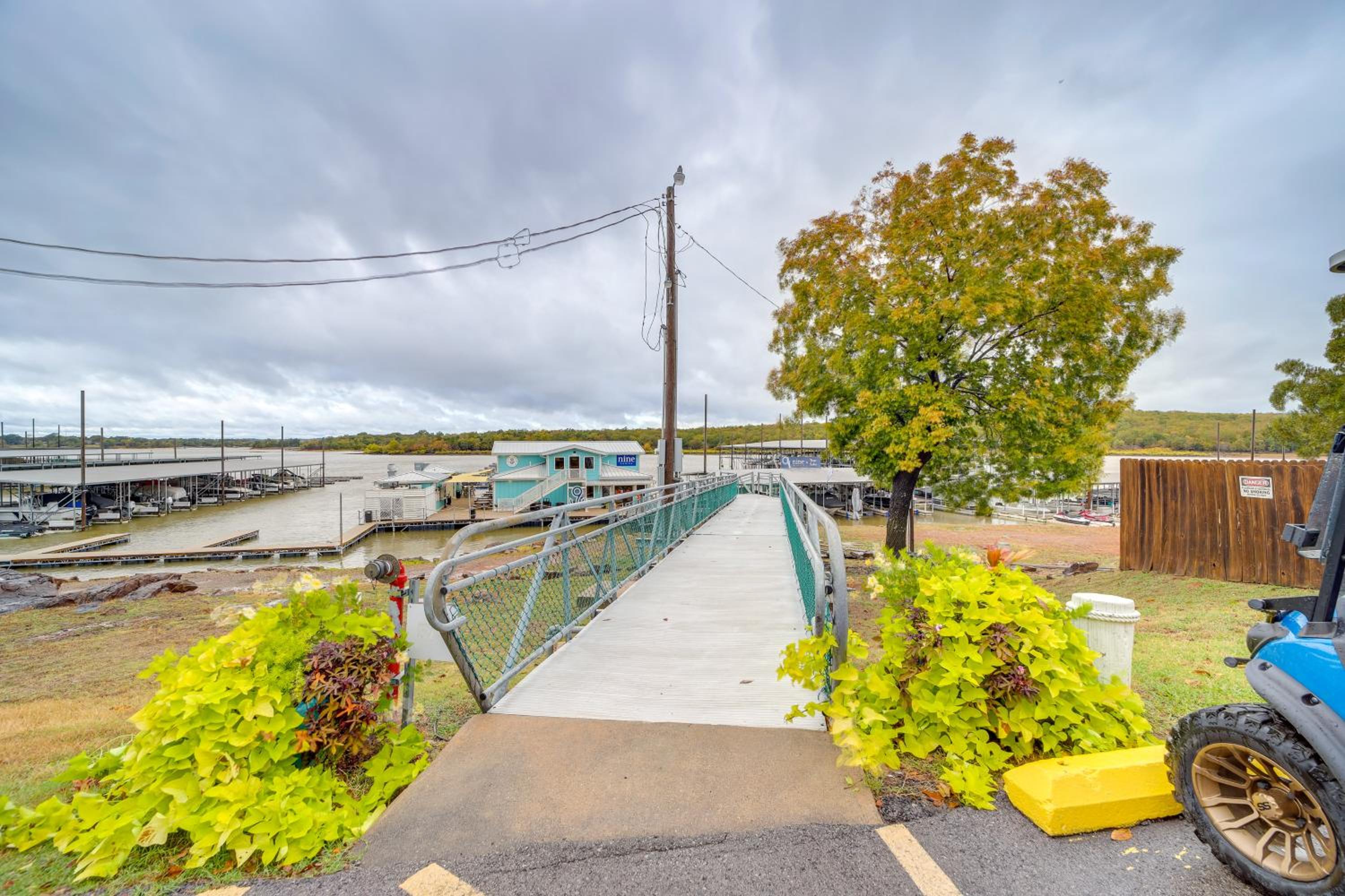 Lake Eufaula Cabin with Dock at Nine Marina