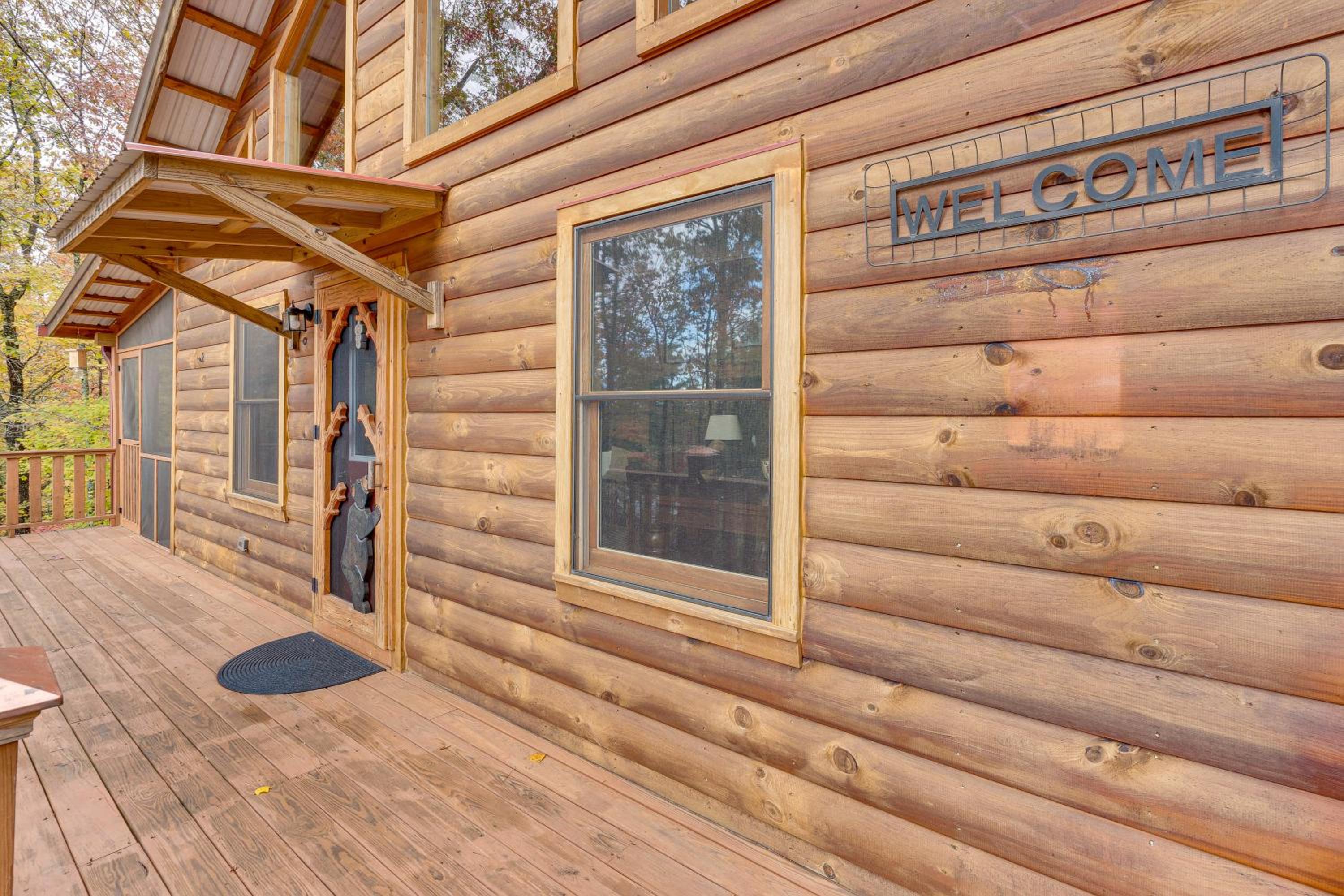 Peaceful Mountain Haven Retreat in Murphy!
