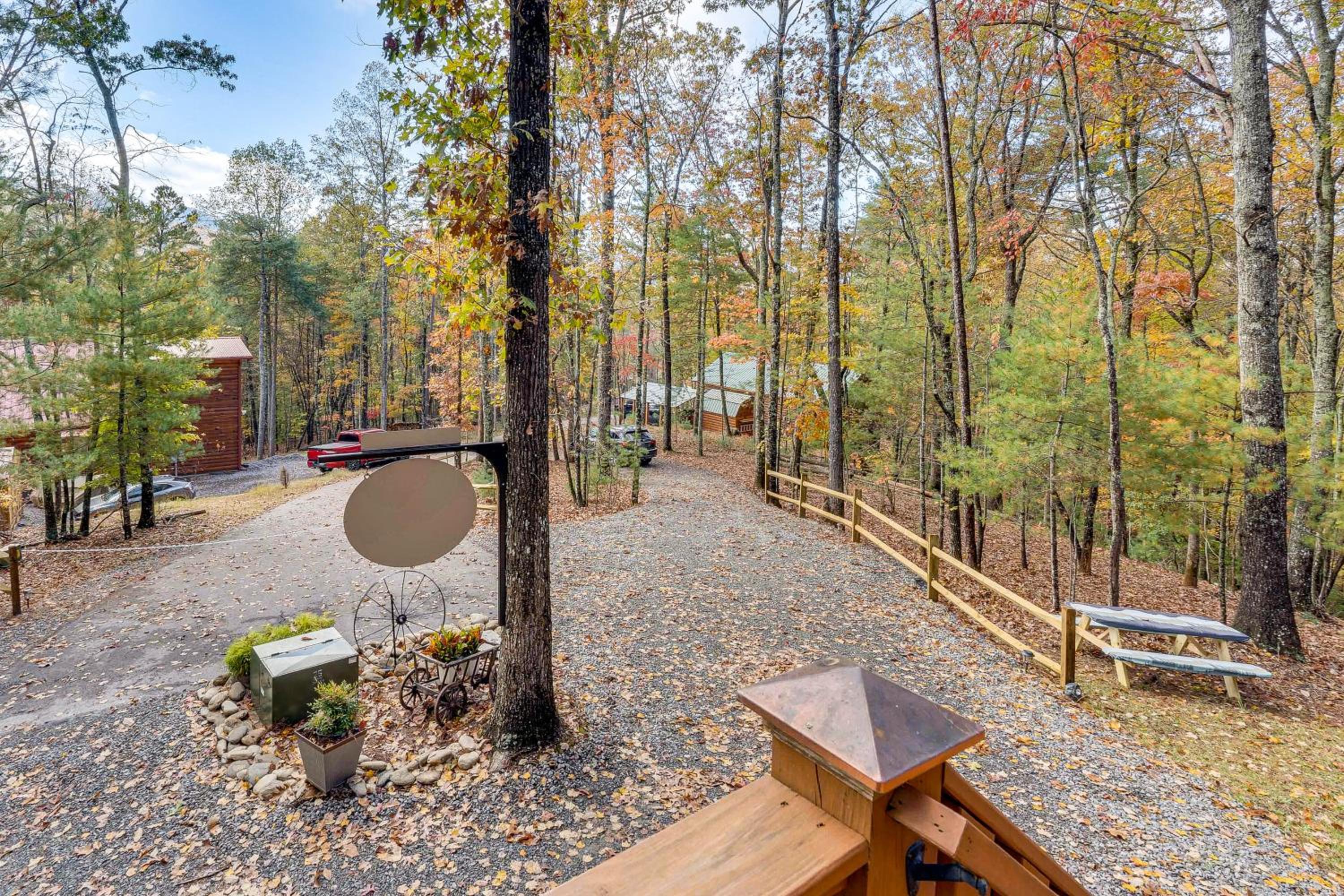 Peaceful Mountain Haven Retreat in Murphy!