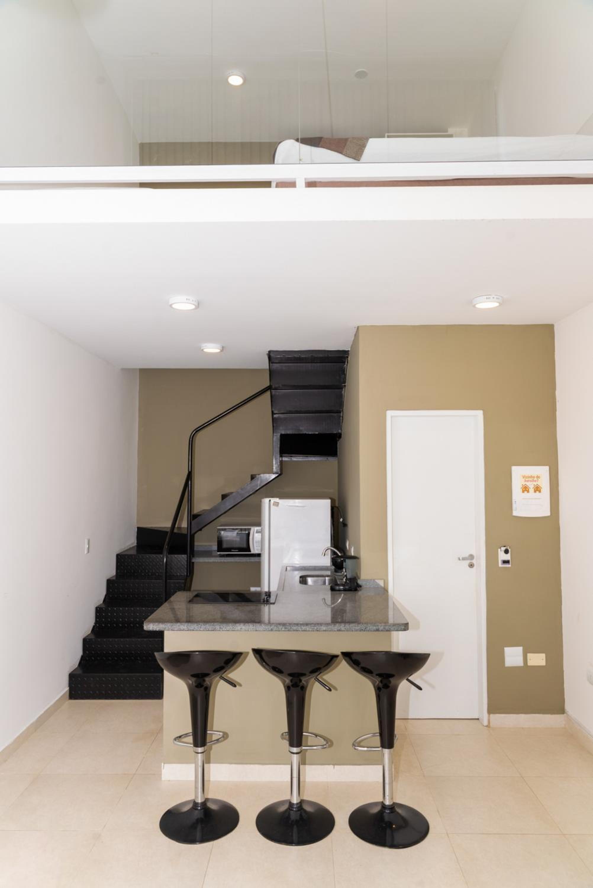 Loft com Smart TV e Ar proximo a Praia do Itagua