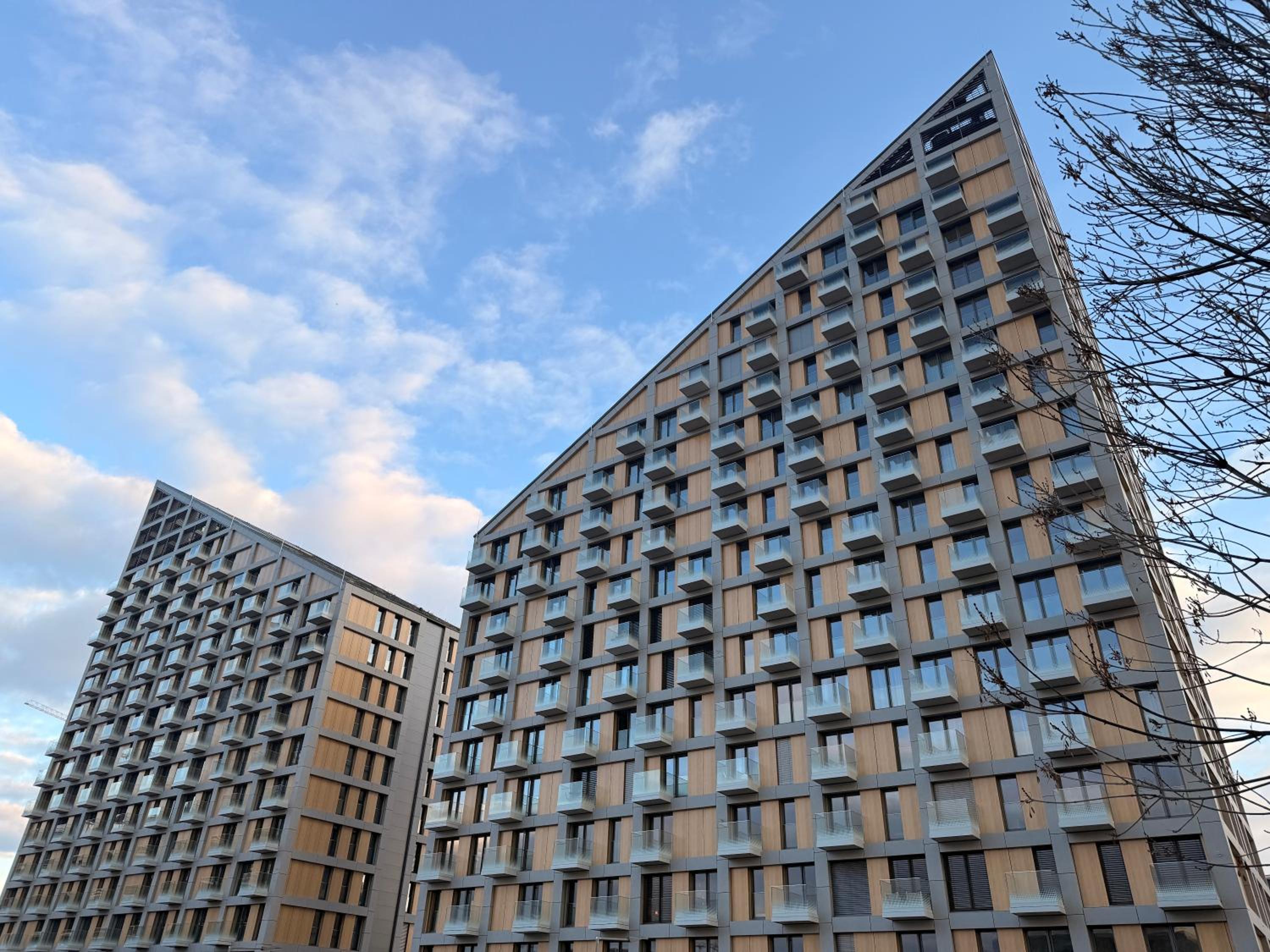 Devana Premium Apartments by CHORS