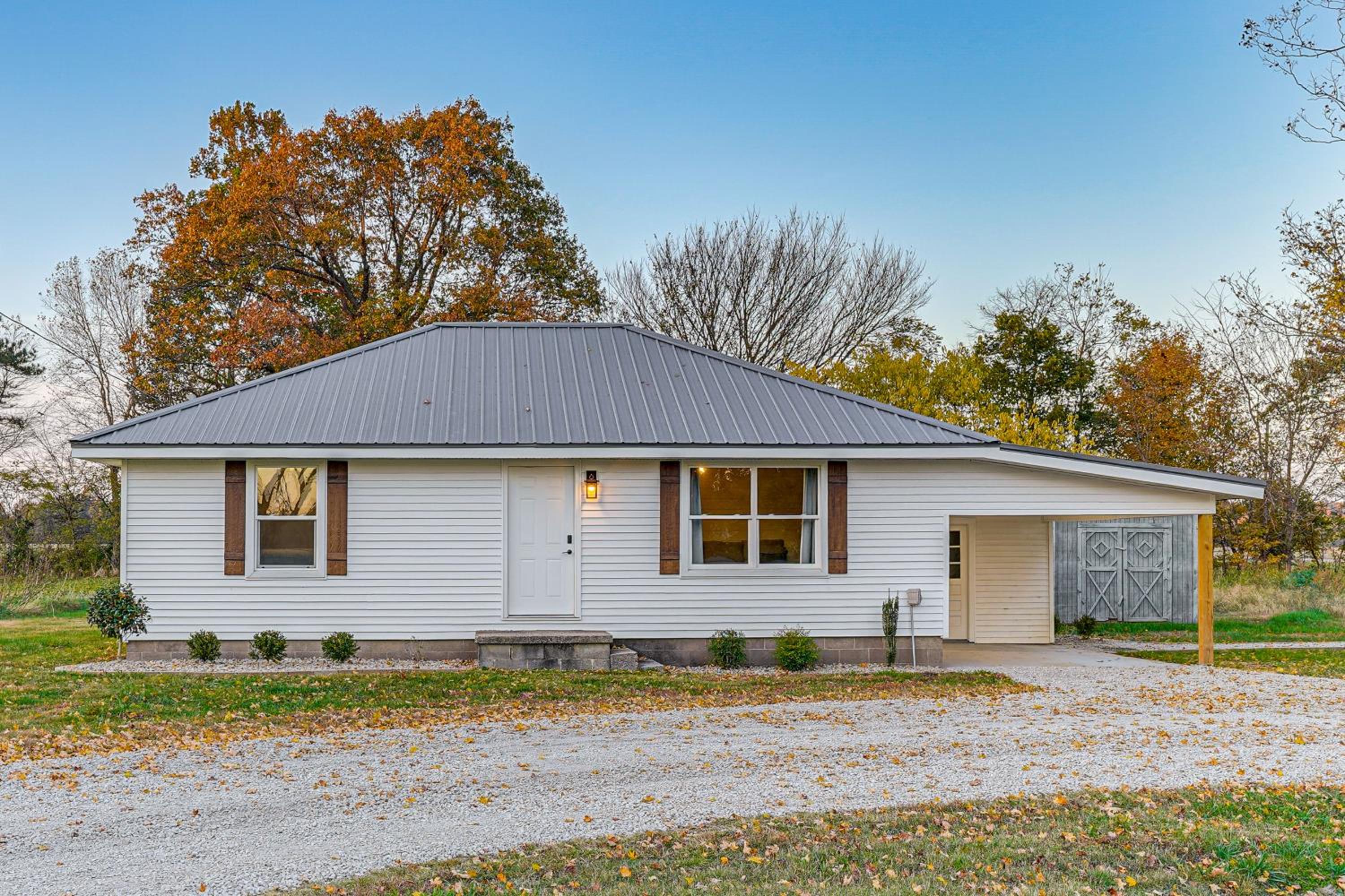 Quiet Country Stay Modern Home Near Paducah