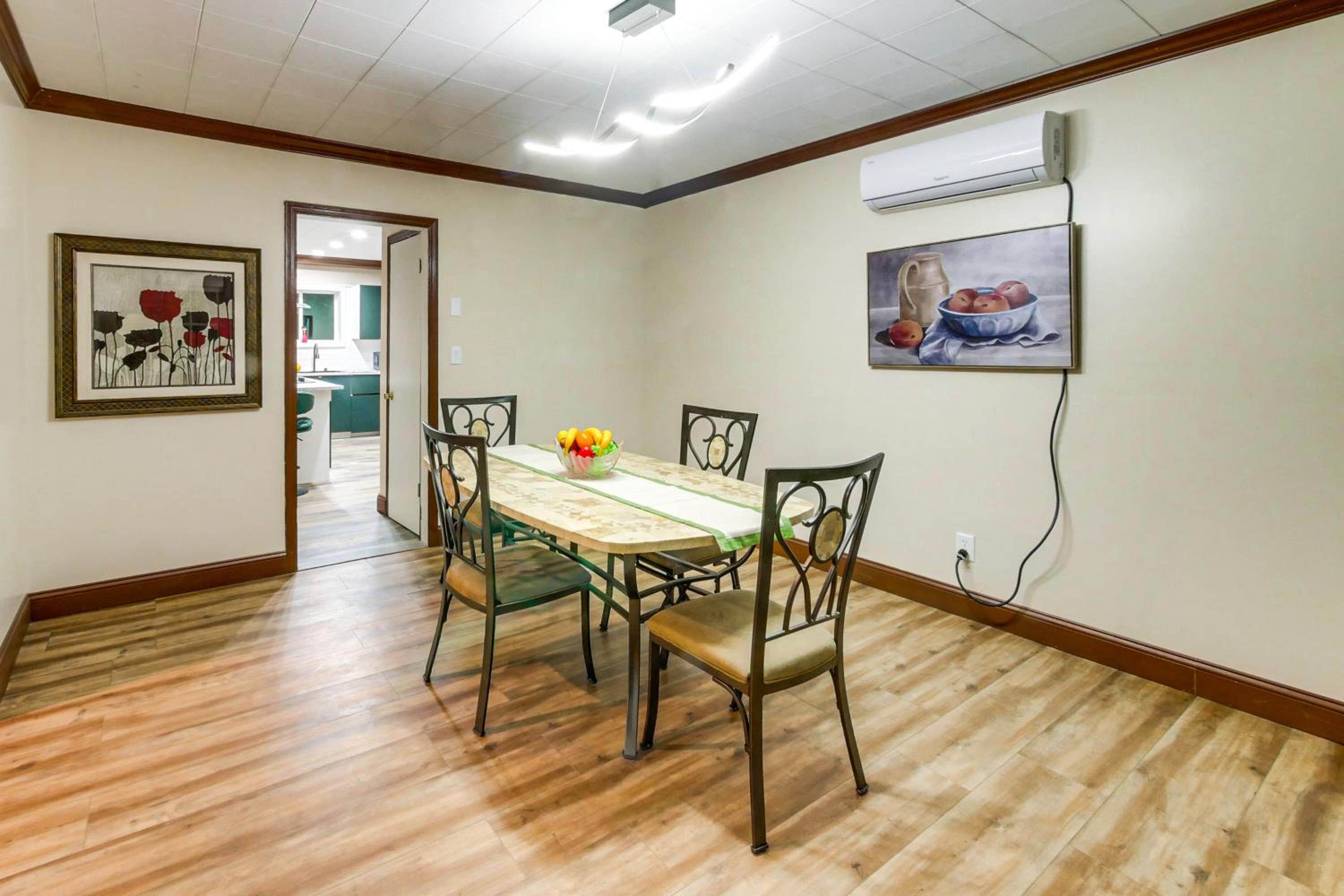 Stocked Pond Country Retreat in Oglethorpe!