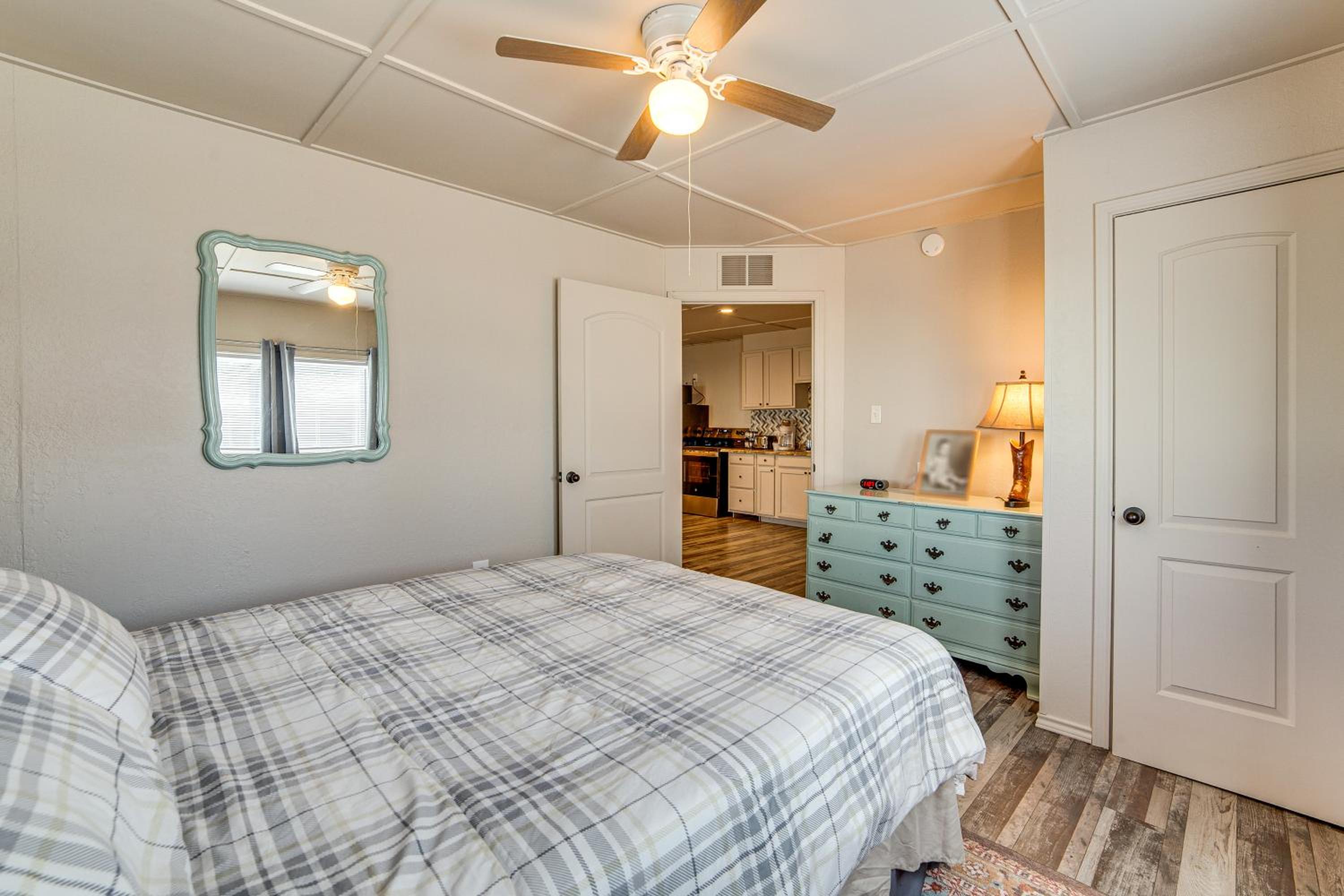 Peaceful East Texas Retreat! Mineola Bungalow