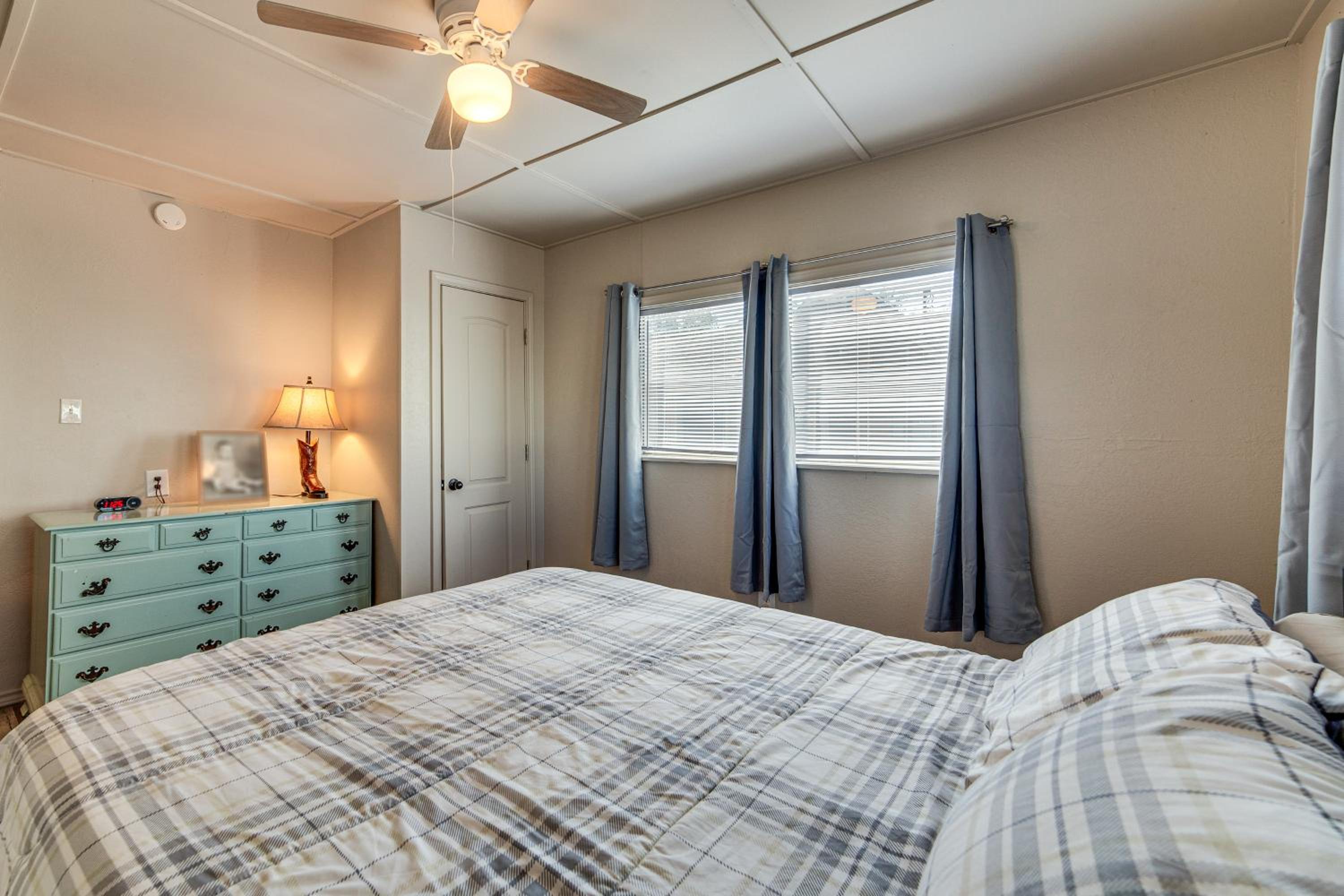 Peaceful East Texas Retreat! Mineola Bungalow