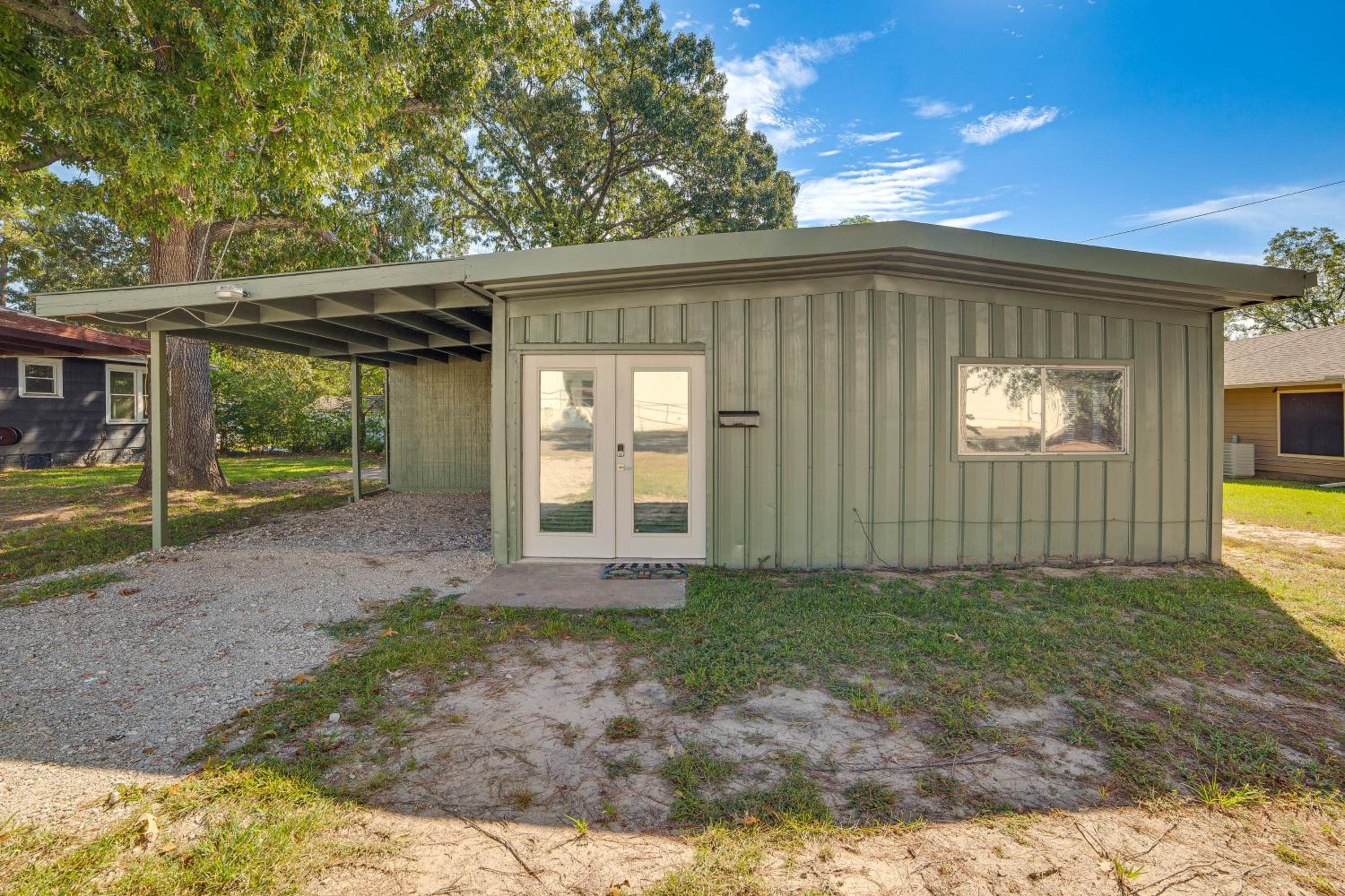 Peaceful East Texas Retreat! Mineola Bungalow