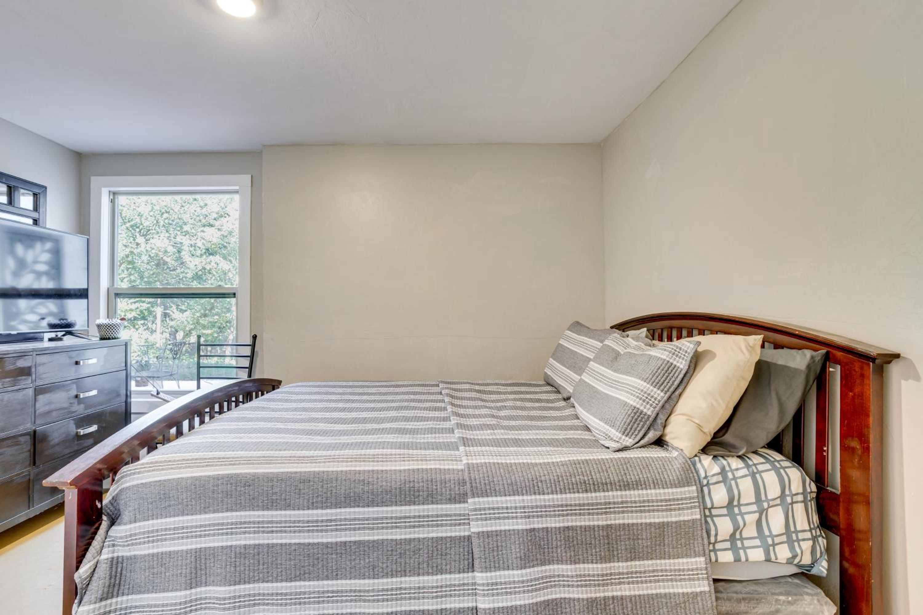 Lakefront Getaway with Hot Tub and Yard in OKC!
