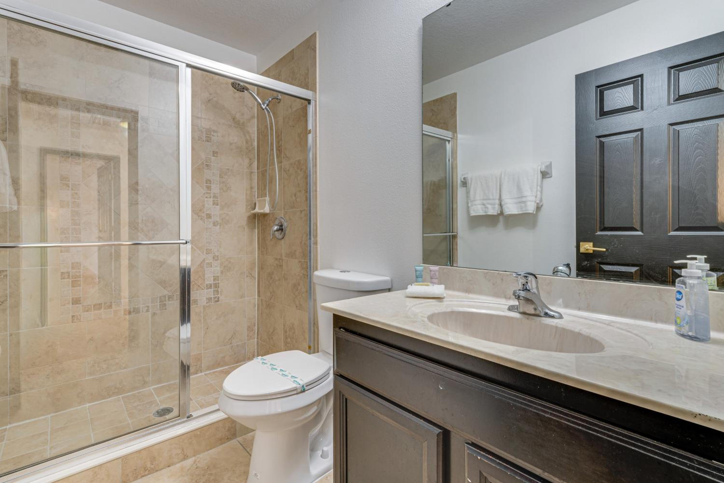 Modern Resort Getaway 9 Mi to Disney Parks!