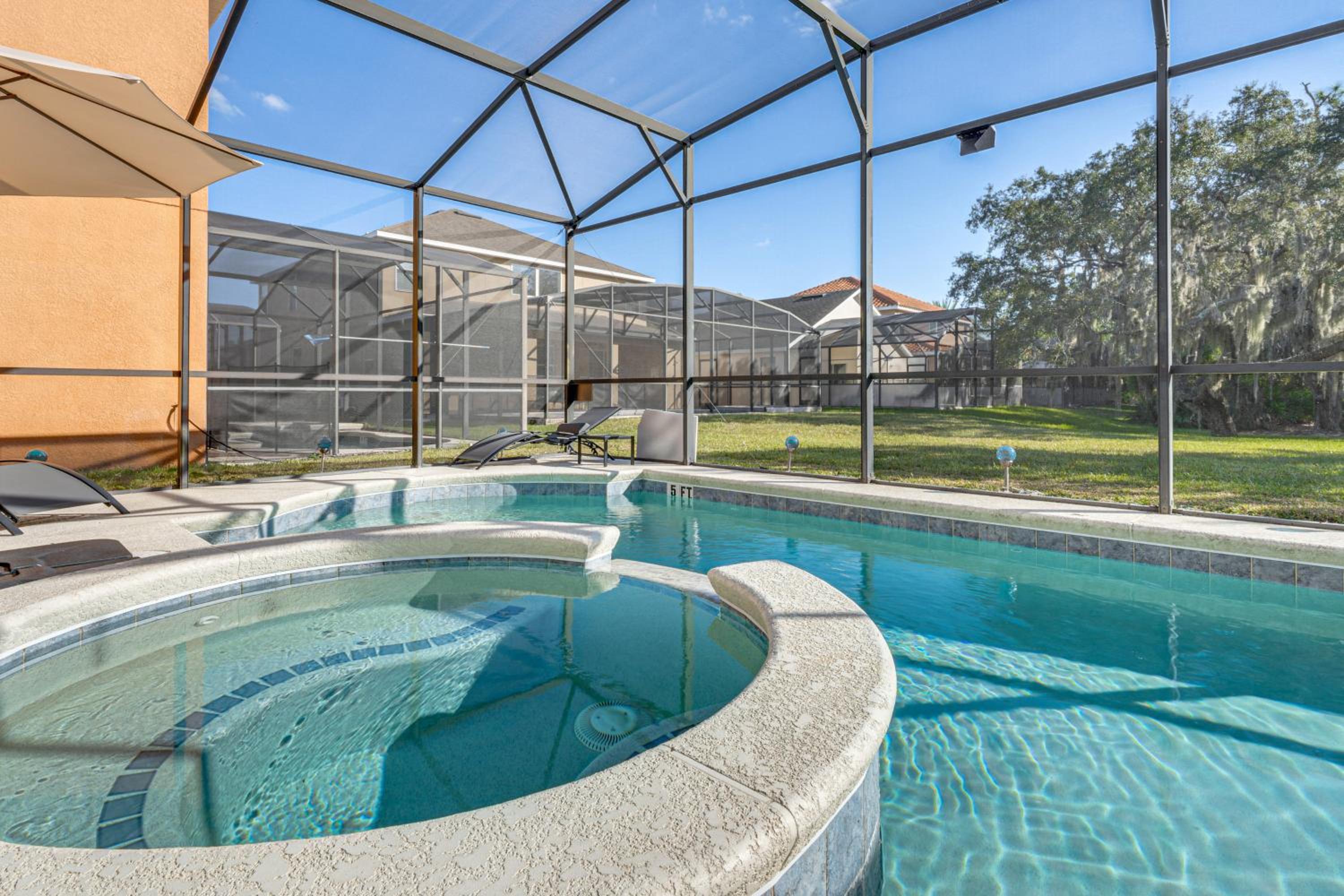 Modern Resort Getaway 9 Mi to Disney Parks!