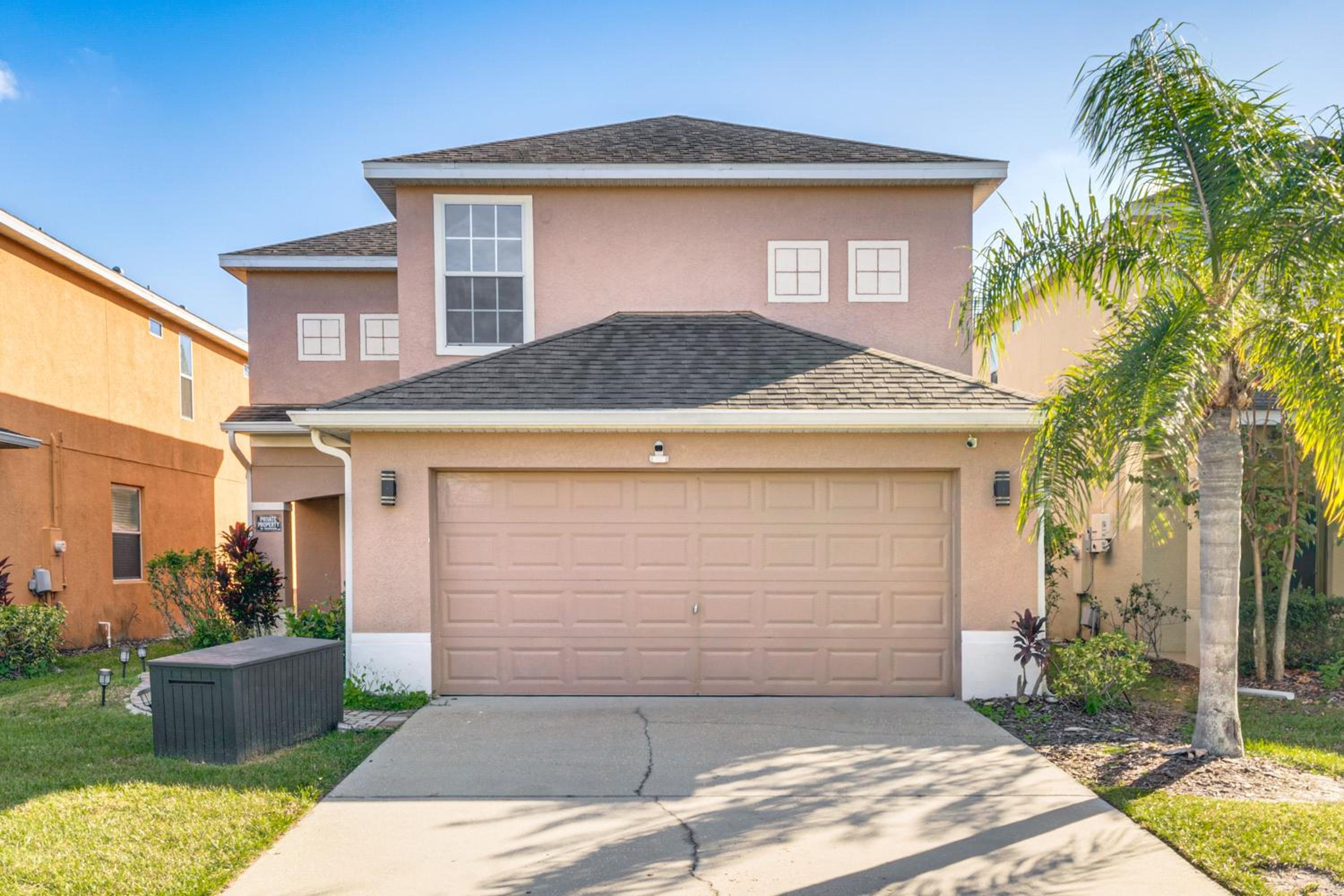 Modern Resort Getaway 9 Mi to Disney Parks!