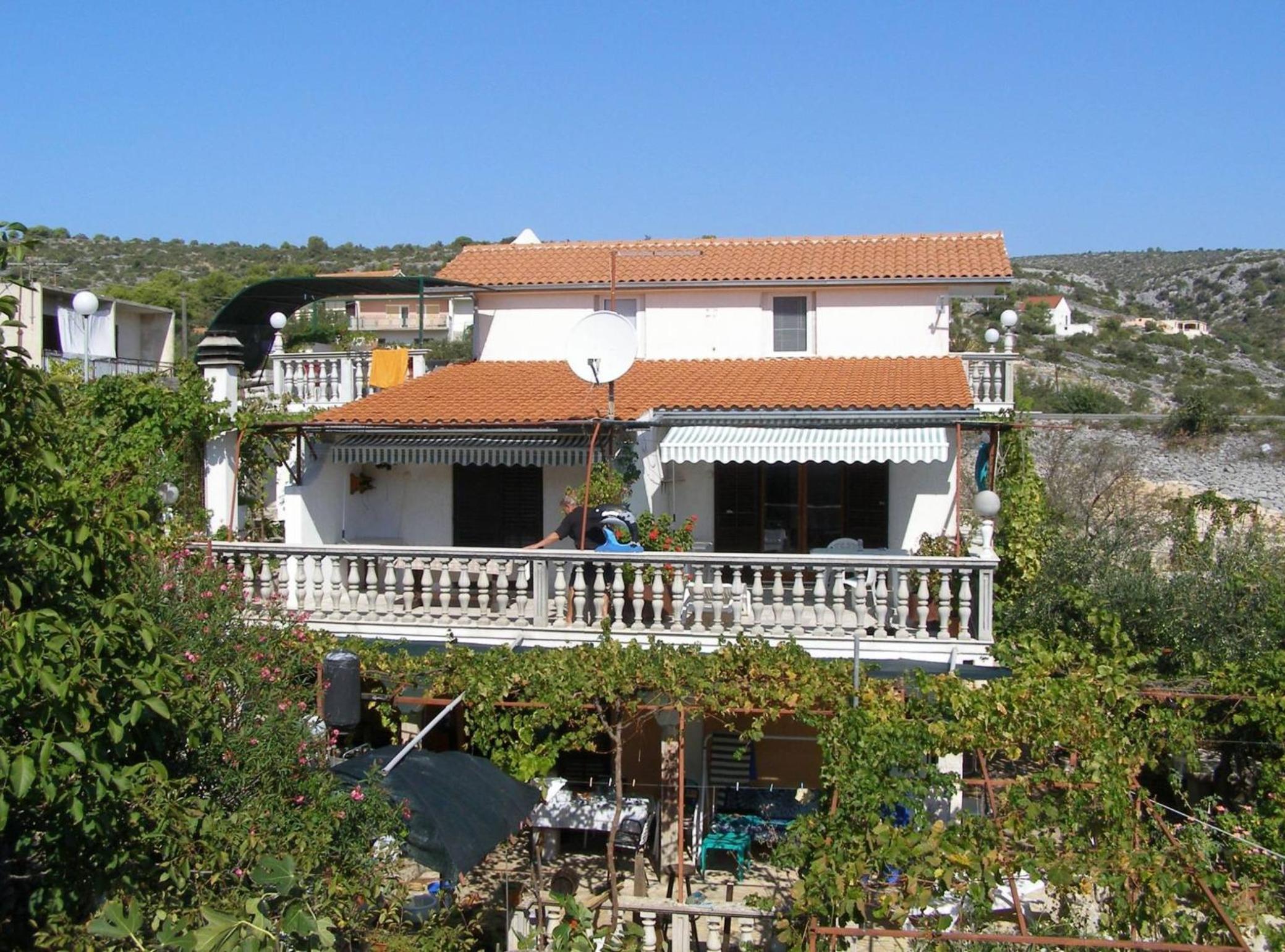 Apartments Miki Rogoznica