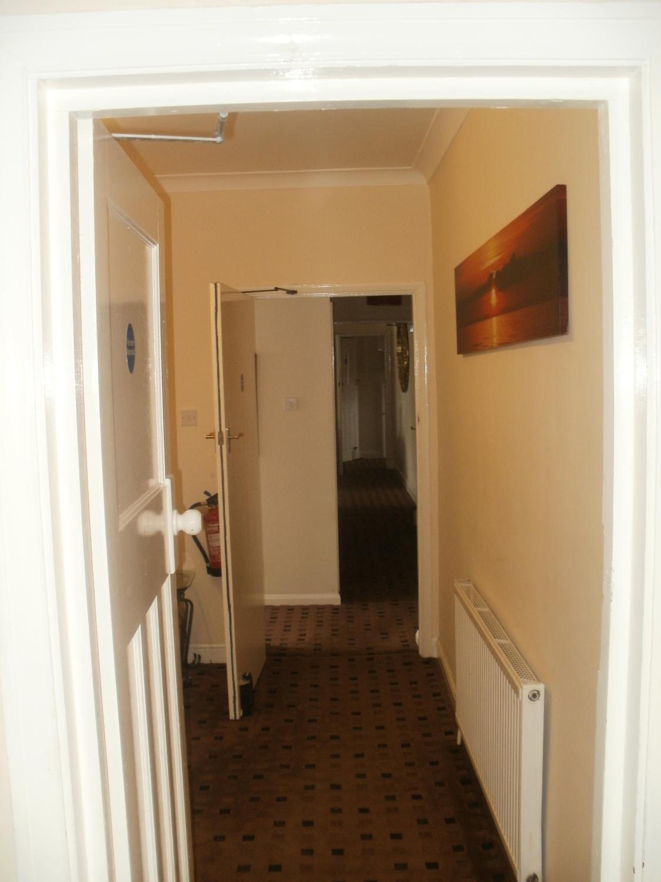 Photo 32