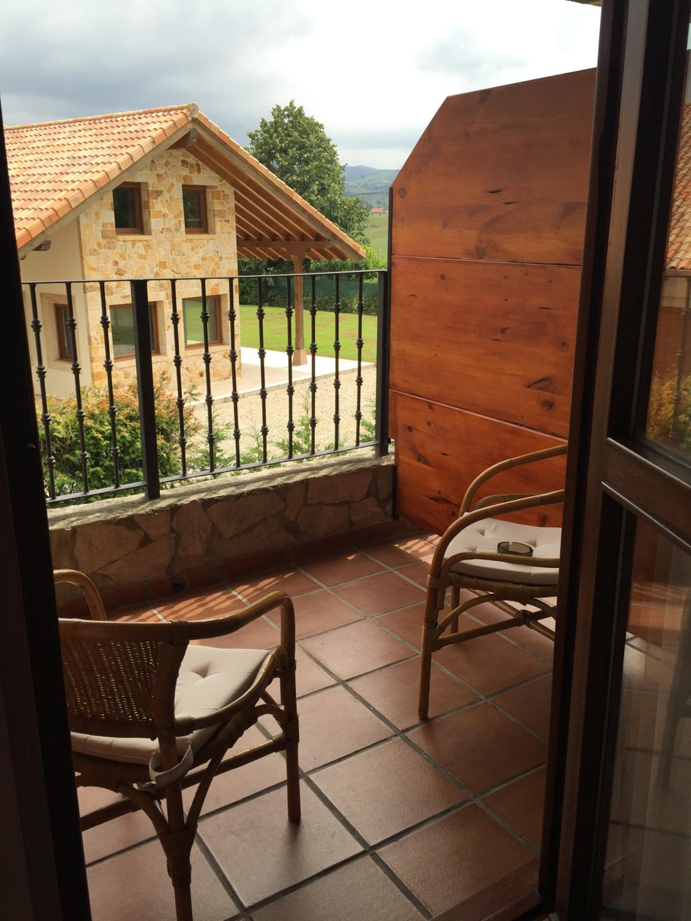 Hosteria La Moraleja