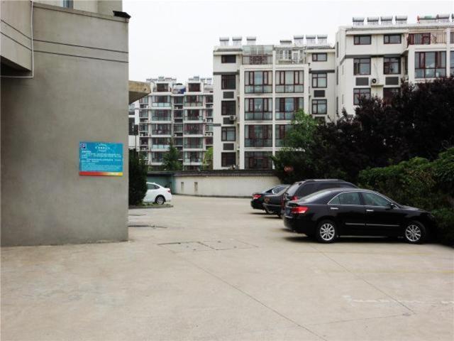 Jingjiang Inn Lianyun'gang Train Station - Property Image 1