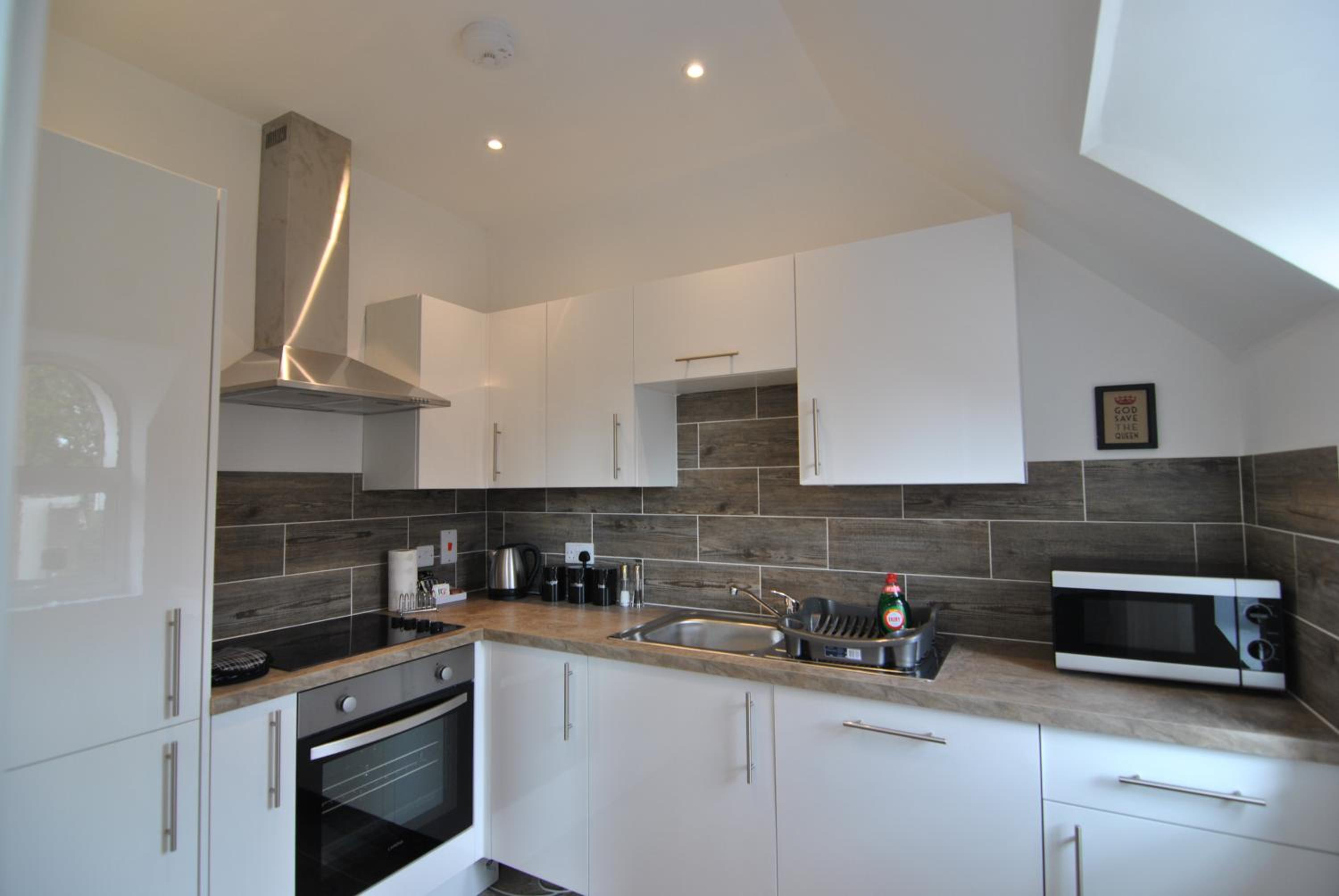 Lord Raglan House One Bedroom with Parking