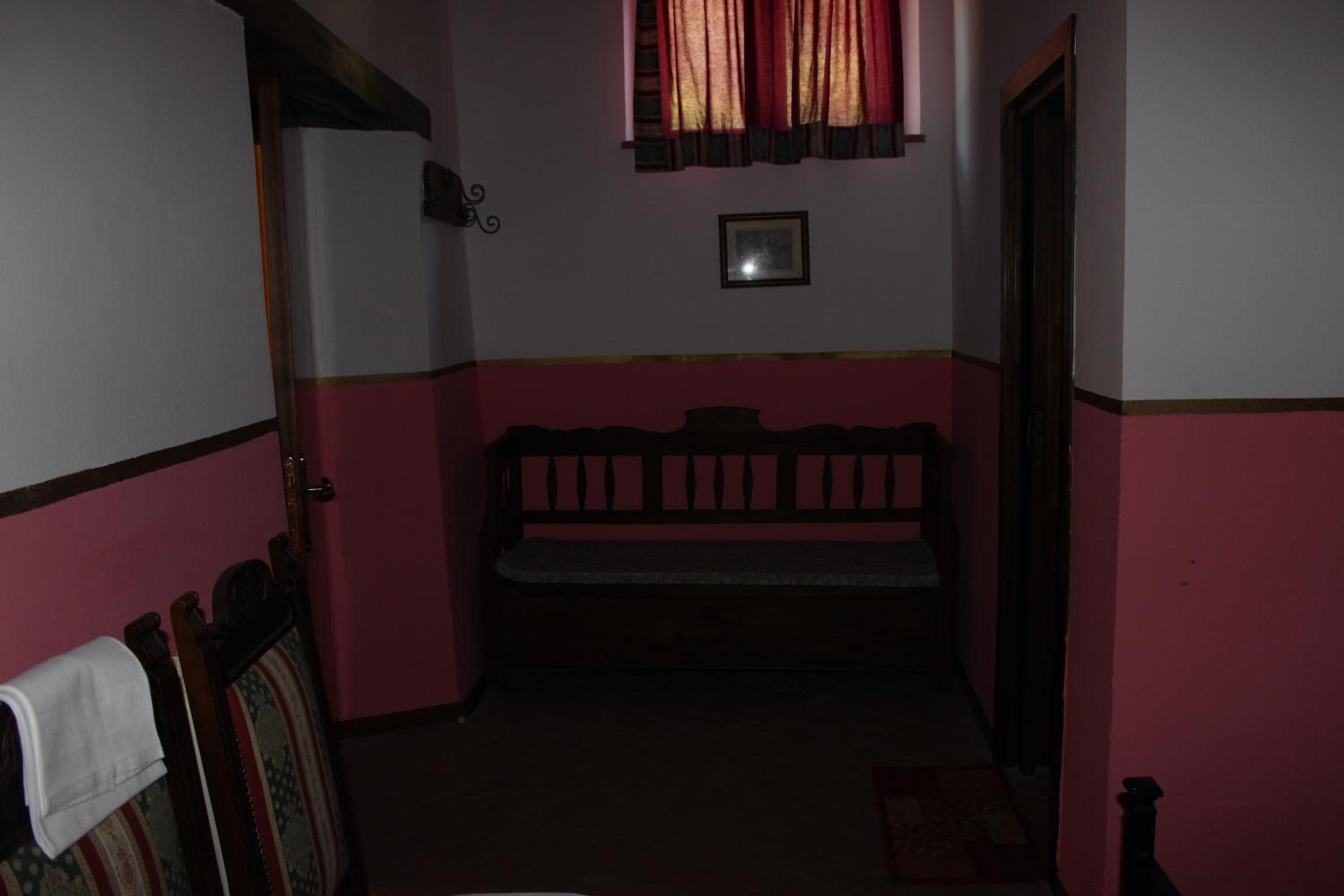 Photo 52