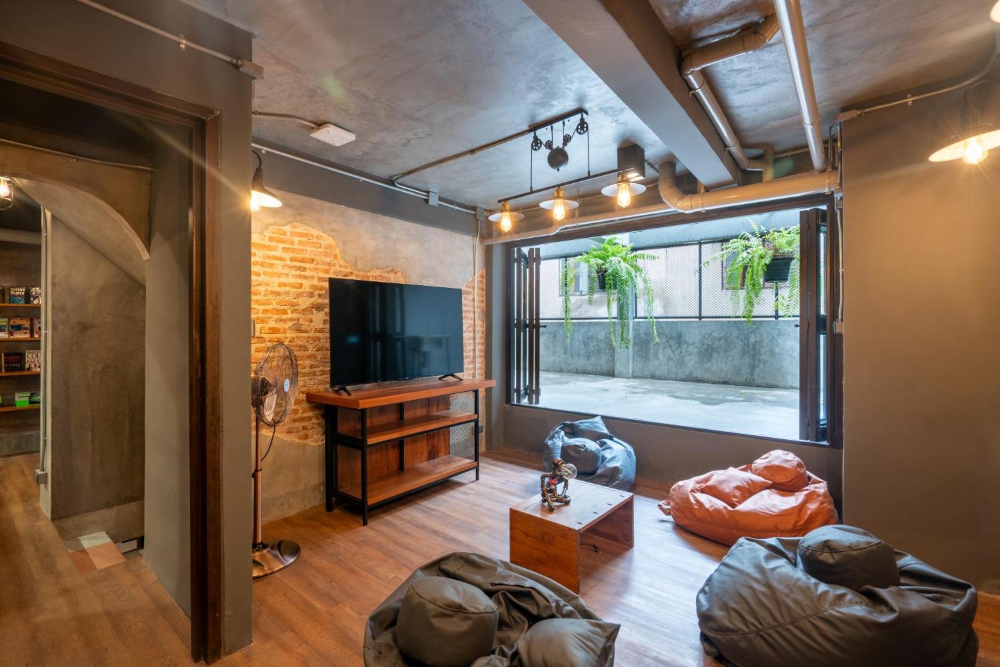 House of Machine Boutique Hotel