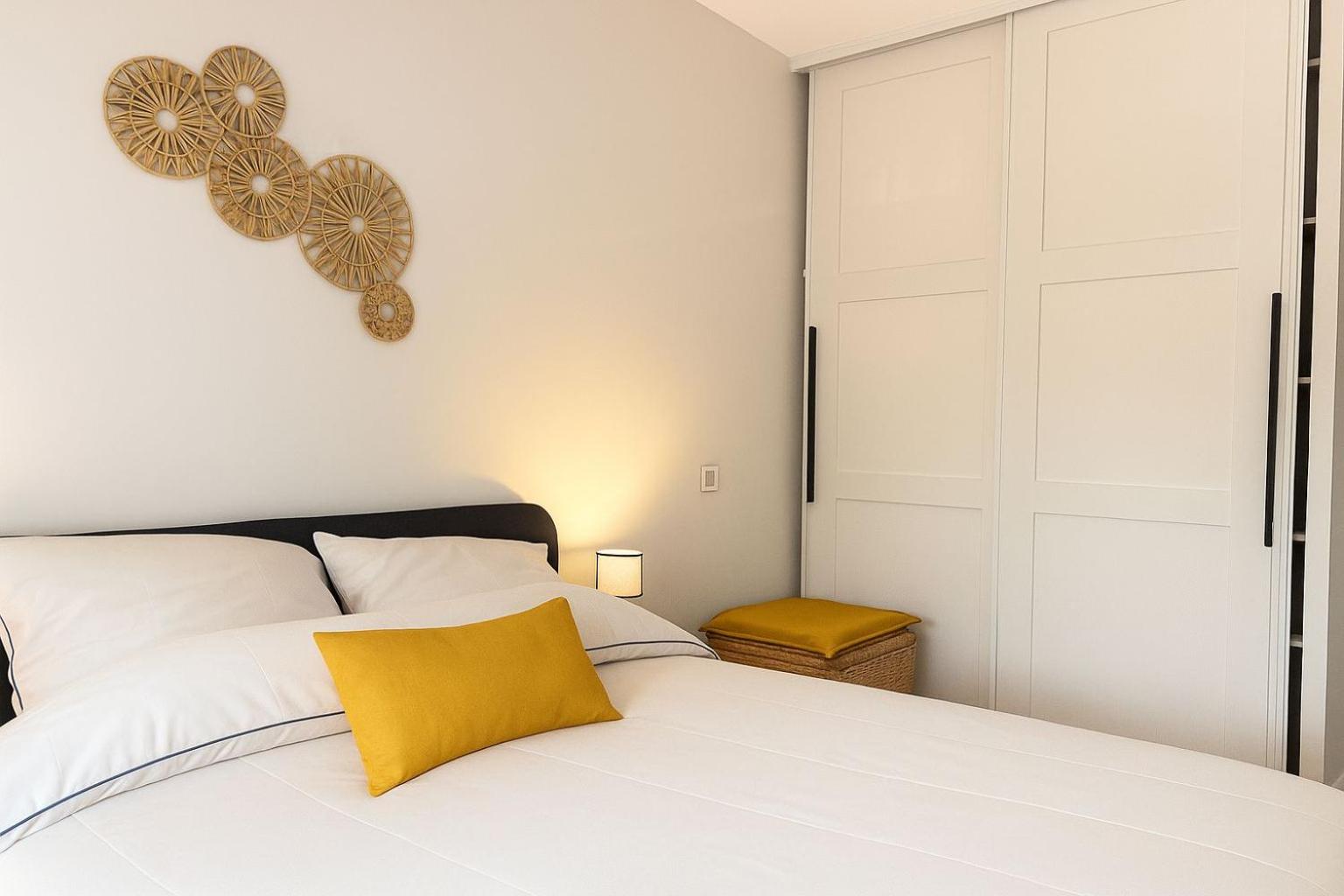 LA PROVENCE - stylish & spacious apartment with pool & private parking near Avignon, TRAVELLER AWARD 2026