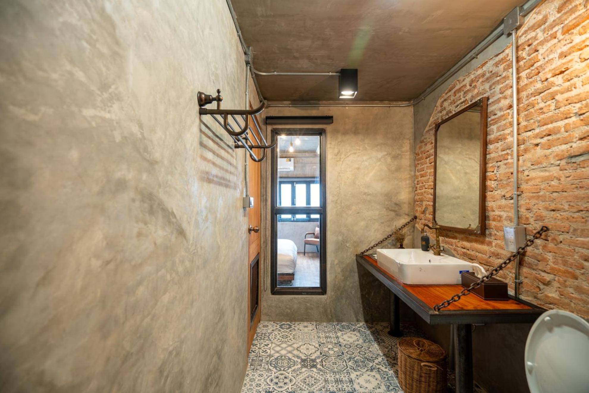 House of Machine Boutique Hotel