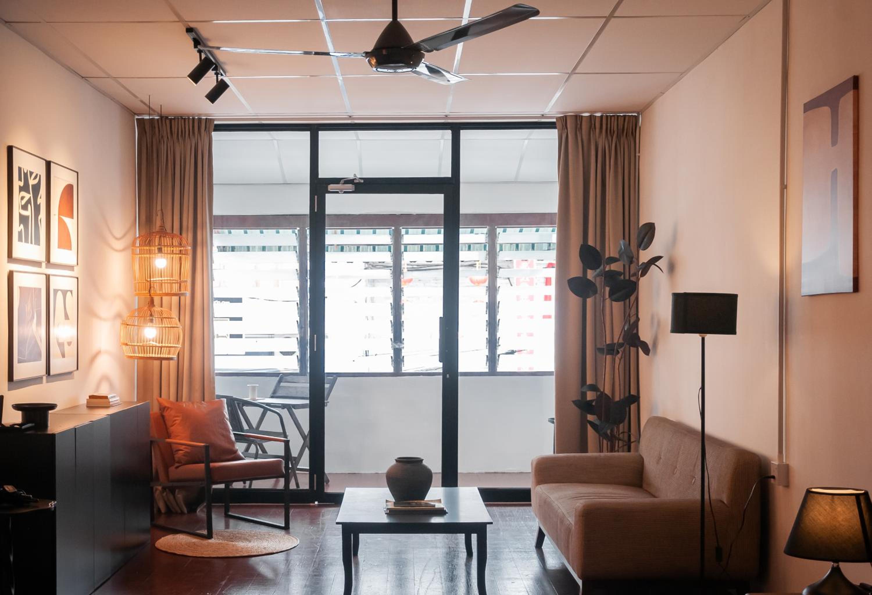 Aayu Church St - 7 mins to Esplanade, George Town