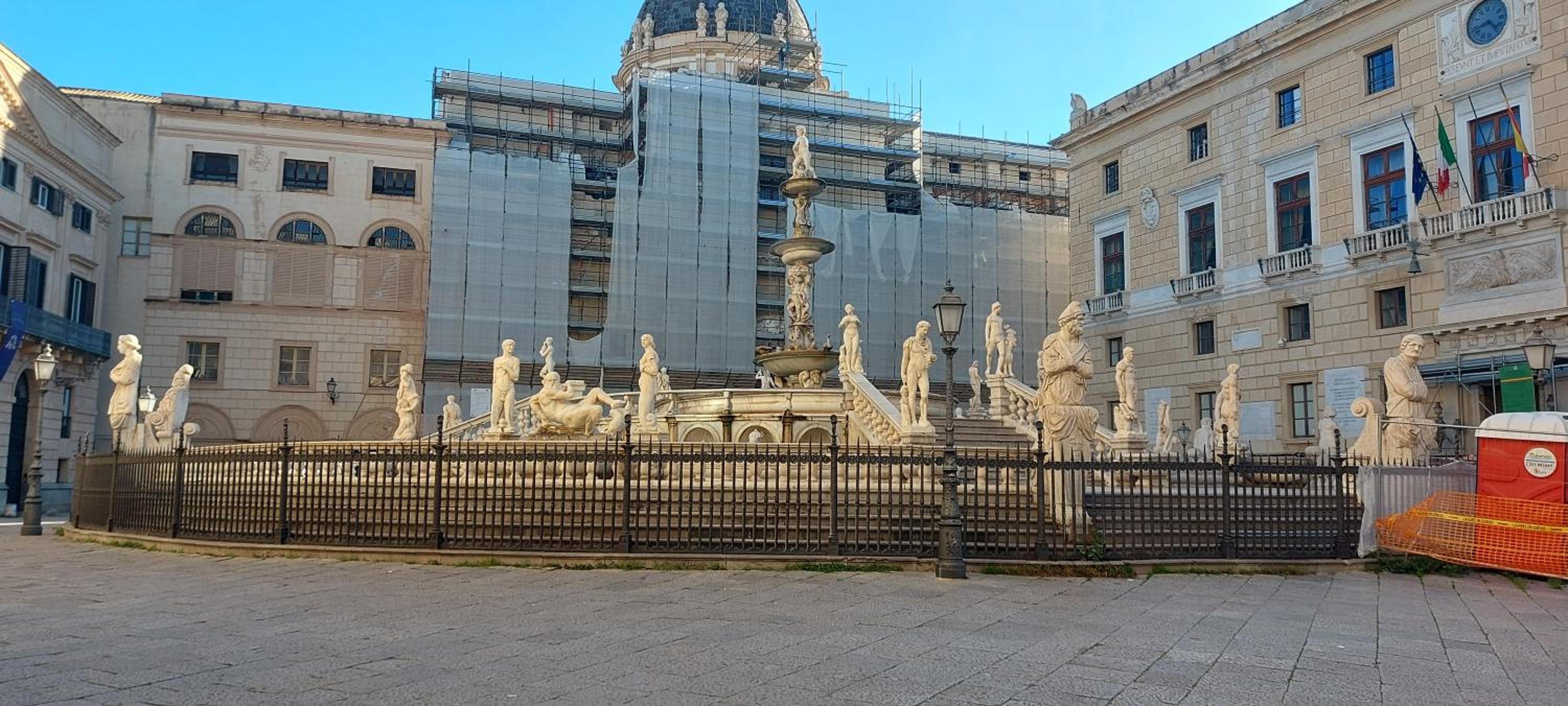 Al canto del sole