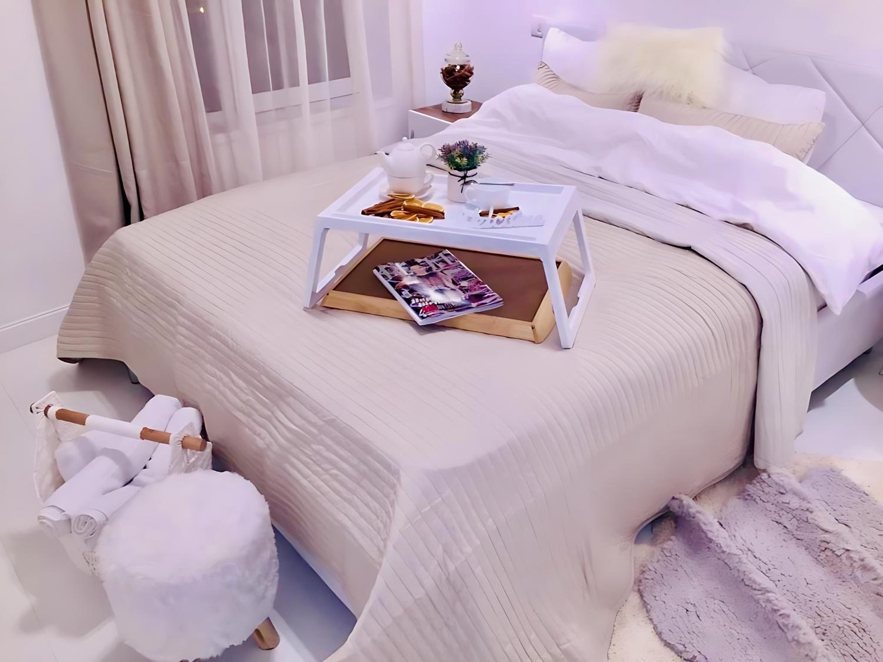 Metropole Apartments Romana Square