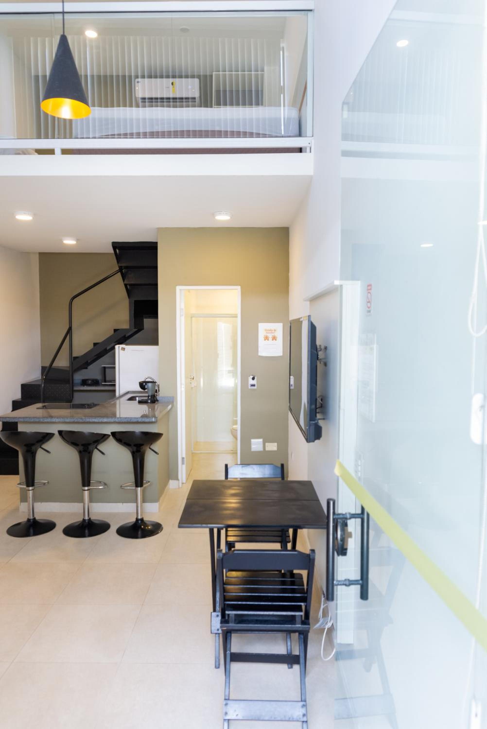 Loft com Wi-Fi e Smart Lock prox ao Projeto Tamar