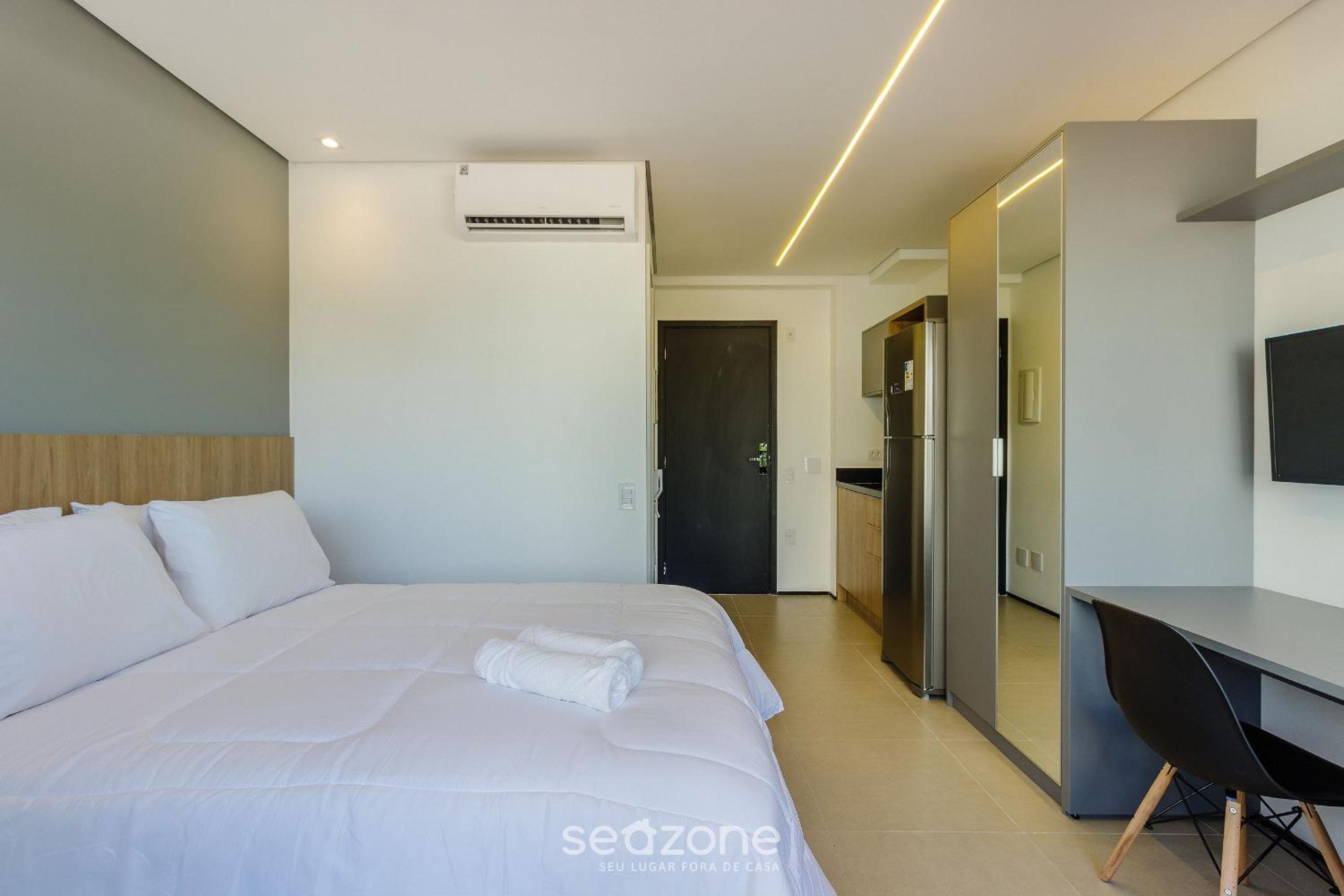 Complete Studio with Self Check-in COB0710