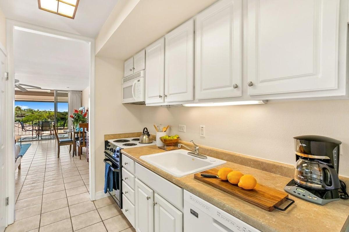 Eldorado K215 · EL K215 Studio w Panoramic Ocean Views Pool AC