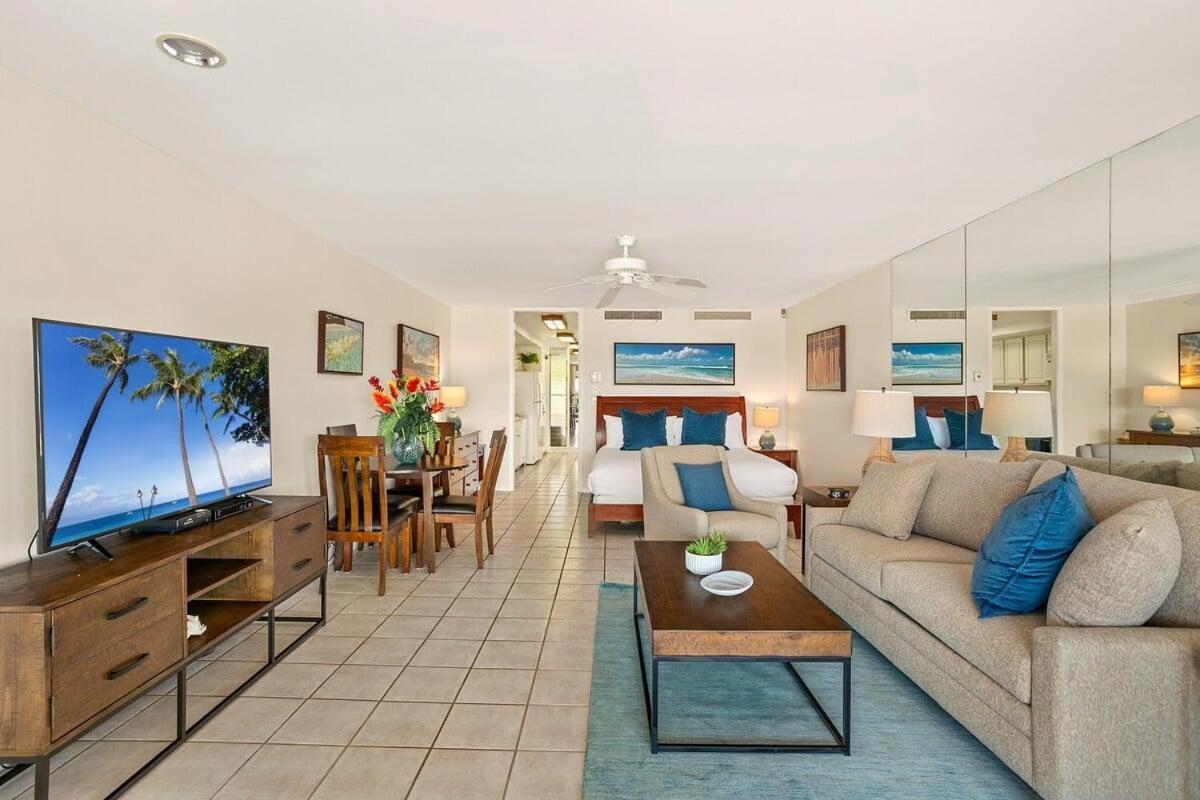 Eldorado K215 · EL K215 Studio w Panoramic Ocean Views Pool AC