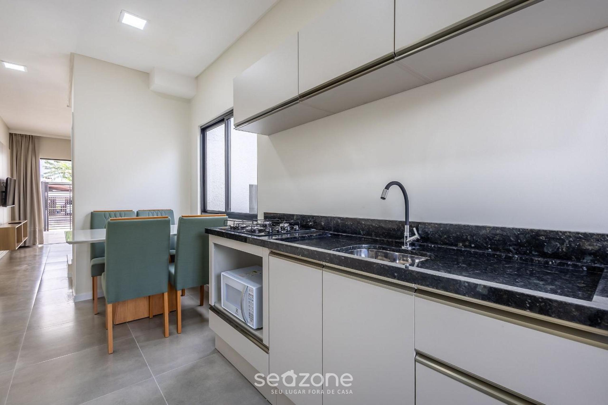 House w/ Barbecue 500 m from the Beach CGE0003