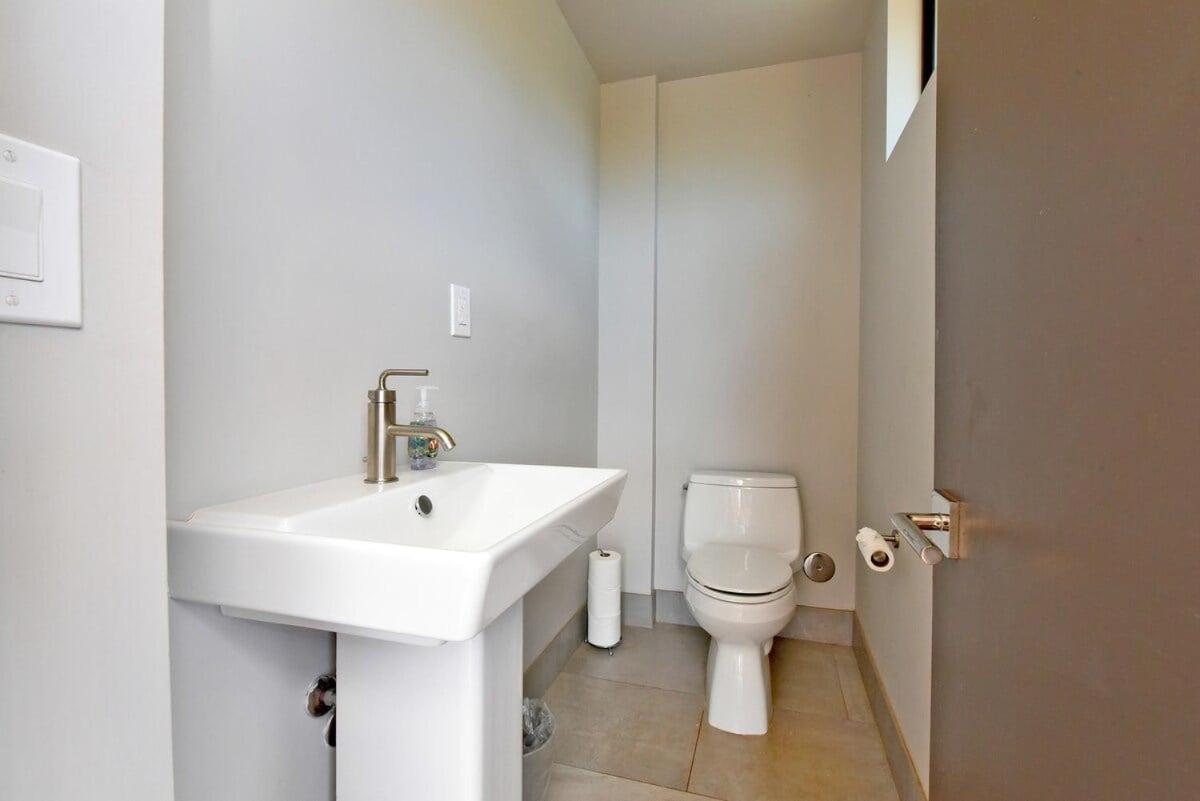 Hale Nui · HALE NUI Luxury Retreat 5BD w Private Pool Hot Tub