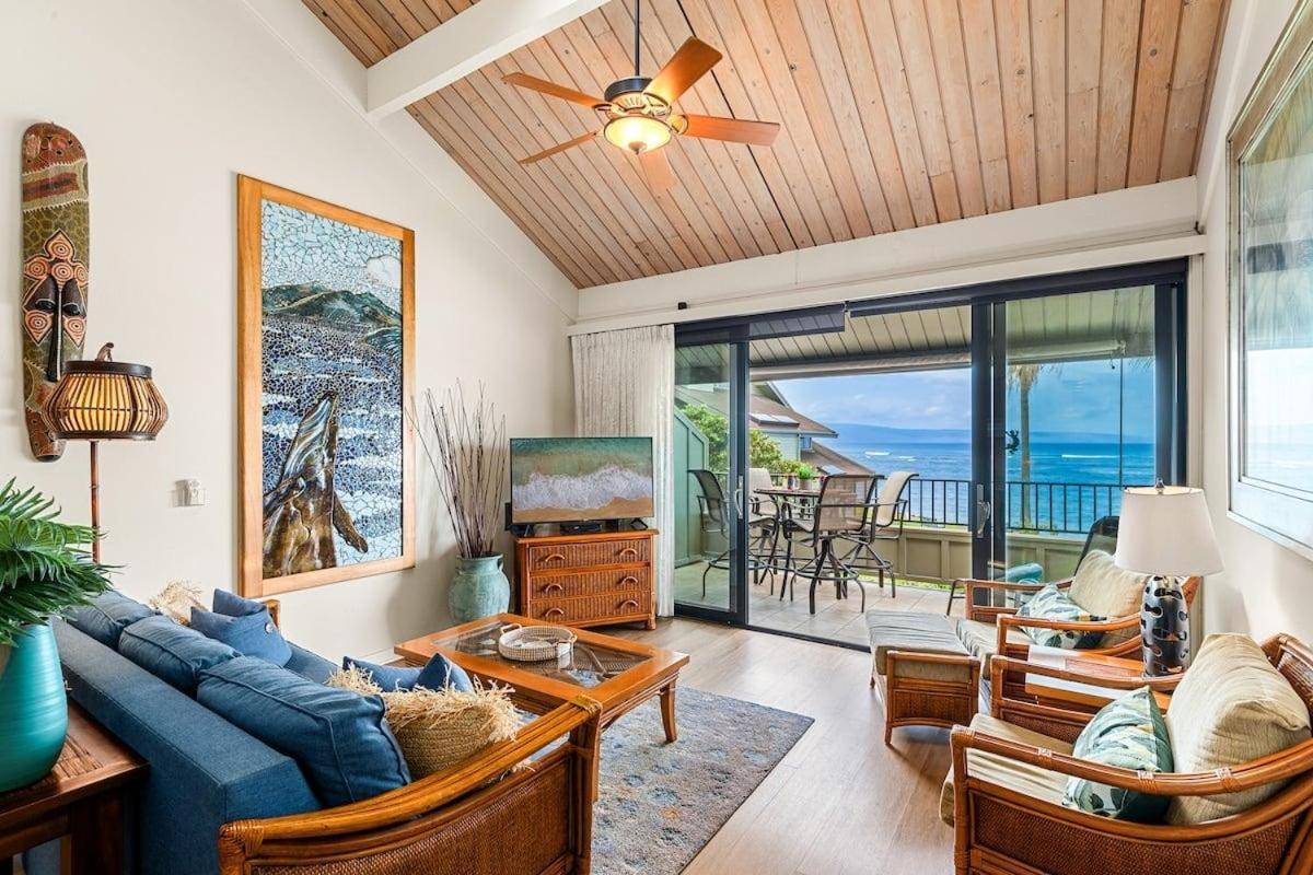 Kahana Village 3 · KHV 3 Remodeled 2BD Condo with Oceanfront Lan
