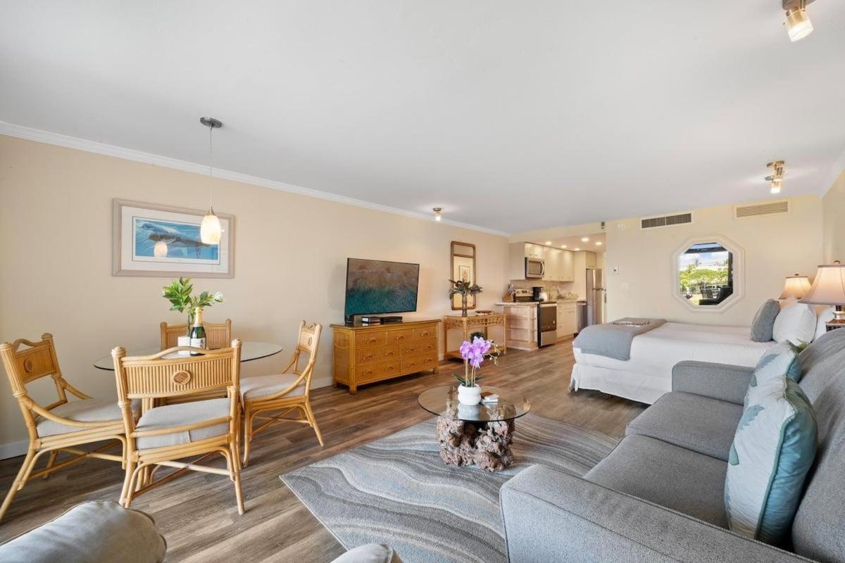 Eldorado A107 · EL A107 Remodeled Studio, Golf Course, Beach!