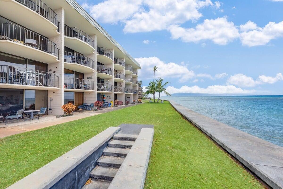 Kahana Reef 203 · KR 203 Direct Ocean View 1BD in Kahana Maui