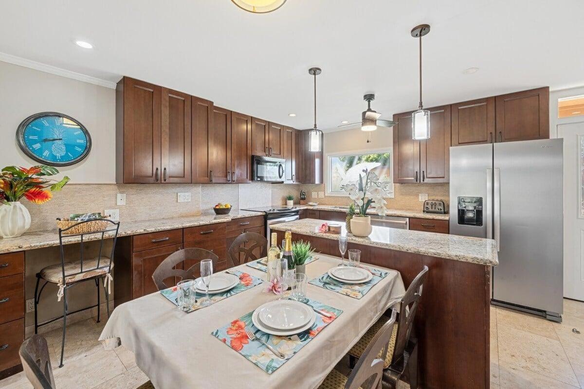 Puamana 153-4 · PU 153-4 Spacious Puamana Unit & Walk To The Bea