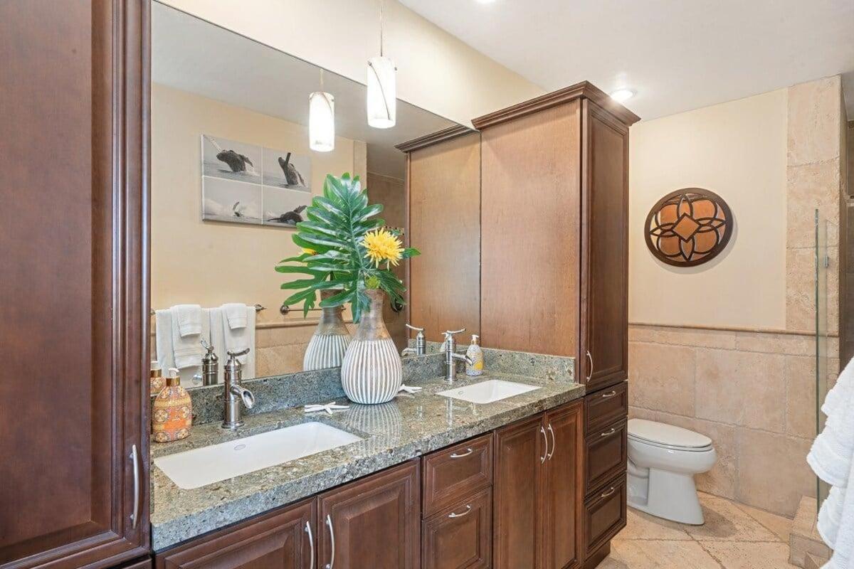 Puamana 153-4 · PU 153-4 Spacious Puamana Unit & Walk To The Bea