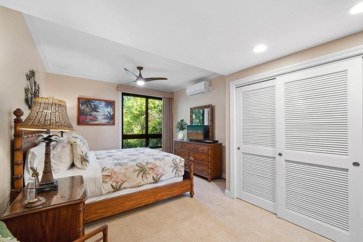 Kahana Village 31 · KHV 31 Spacious Direct Oceanfront 3BD Condo