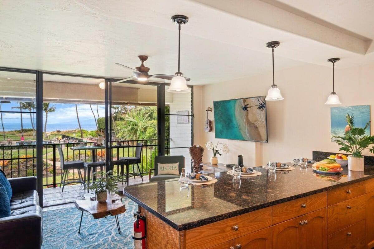 Waiohuli Beach Hale C212 · 2BD Kihei Condo Easy Beach Access